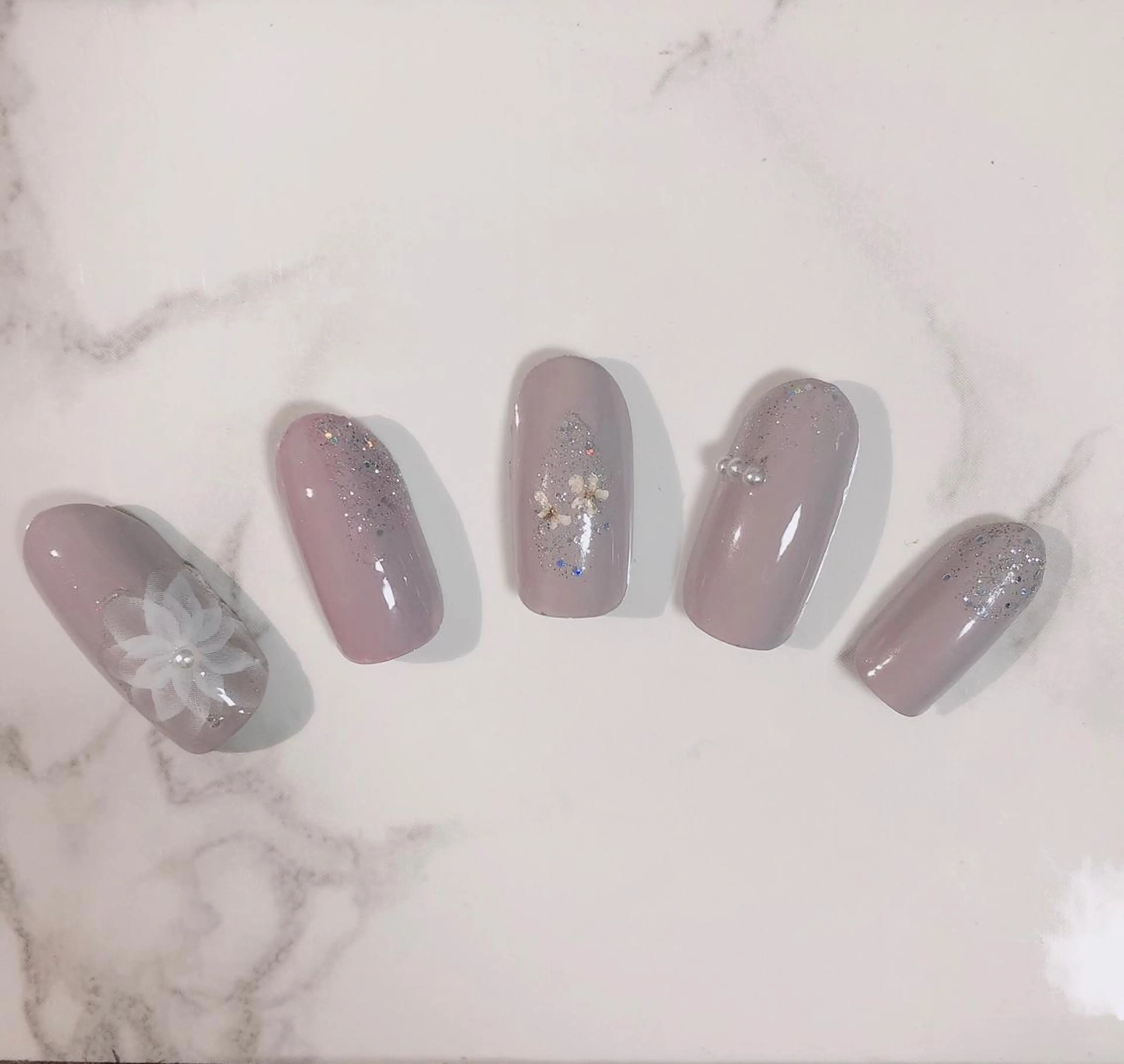 ネイル パープル 結城 怜菜のネイルデザイン