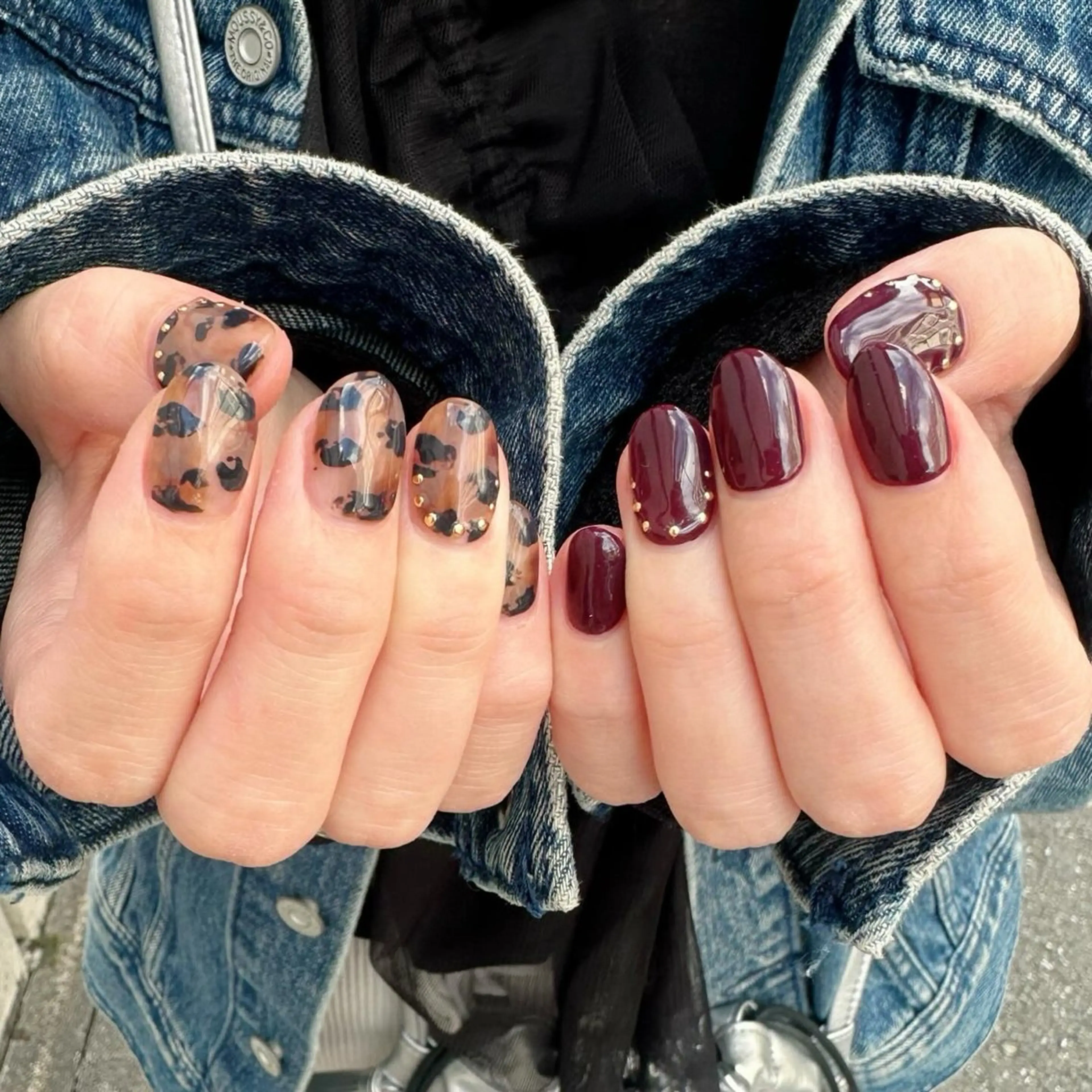 ネイル アニマル柄 ボルドー 氷ネイル・うるうるネイル 韓国ネイル ニュアンスネイル 🪞KAPE NAIL 🪞のネイルデザイン