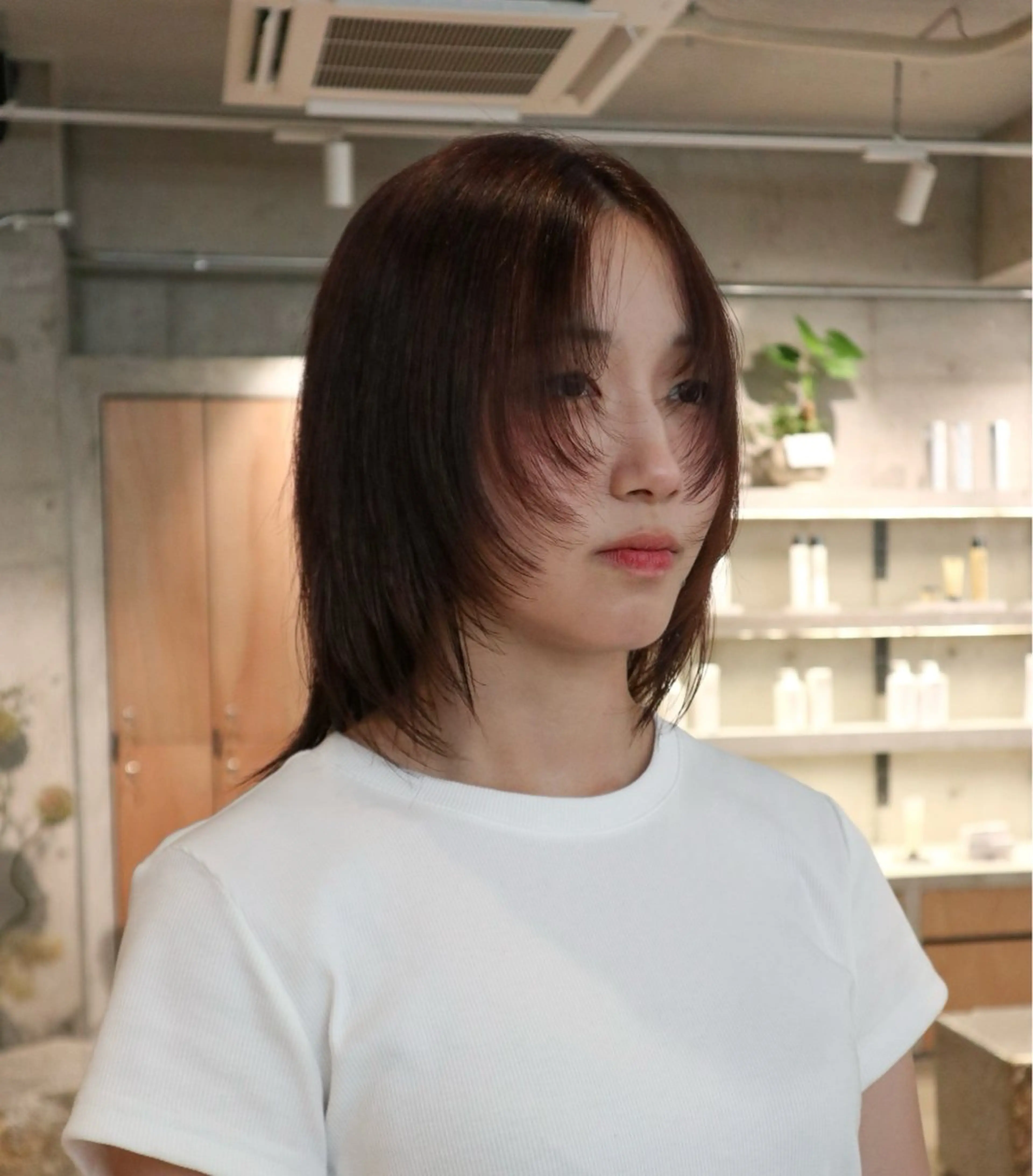 セミロング カラー 透明感カラー ヘアカラー 中川 楓馬のヘアスタイル