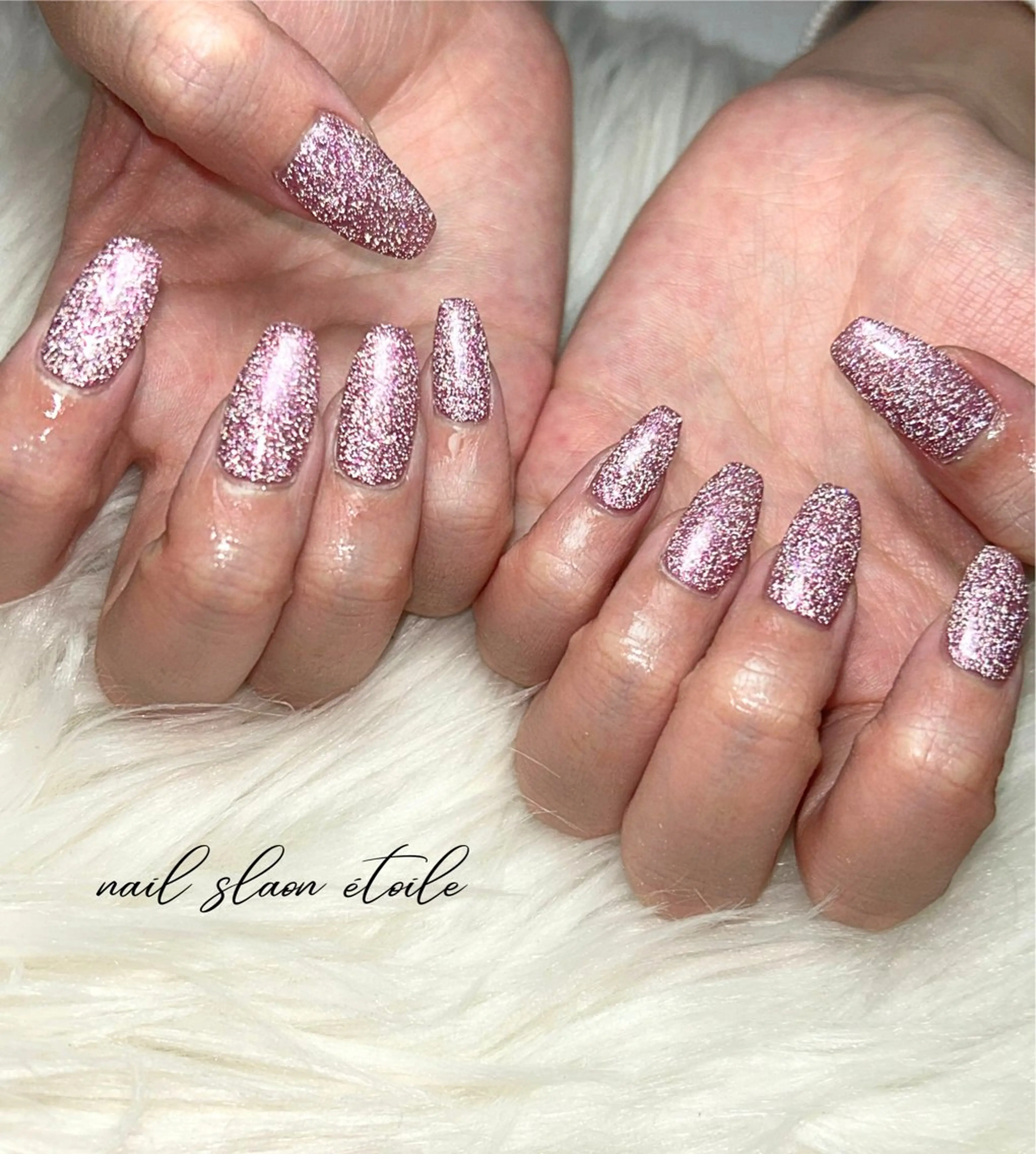 ネイル フラッシュネイル キラキラネイル ラメ(グリッター) ワンカラーネイル ピンク ハンドネイル nail salon étoileのネイルデザイン