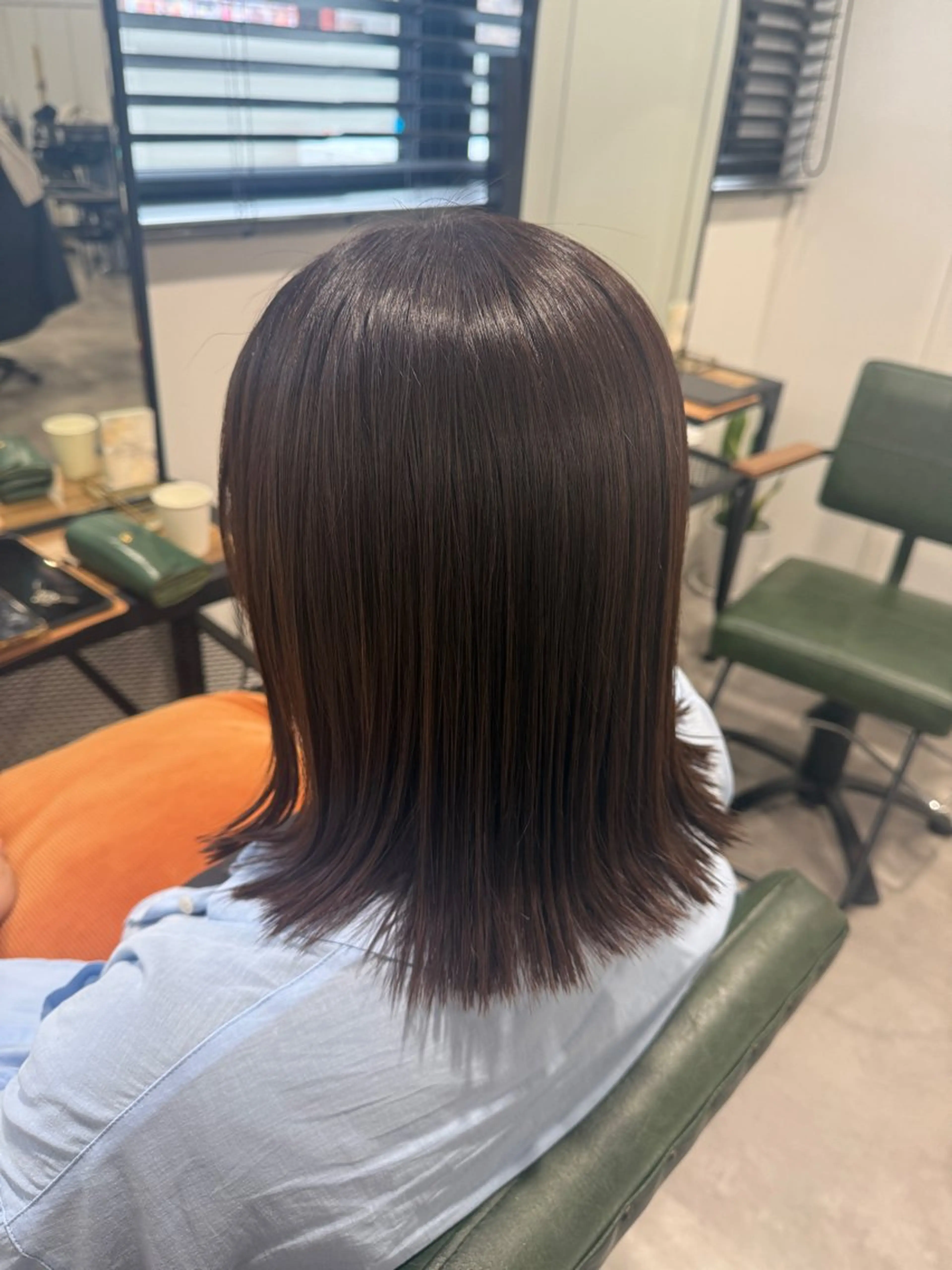 ミディアム カット ヘアカラー オリーブ🫒レイヤー /平尾/りの‎🤍のヘアスタイル