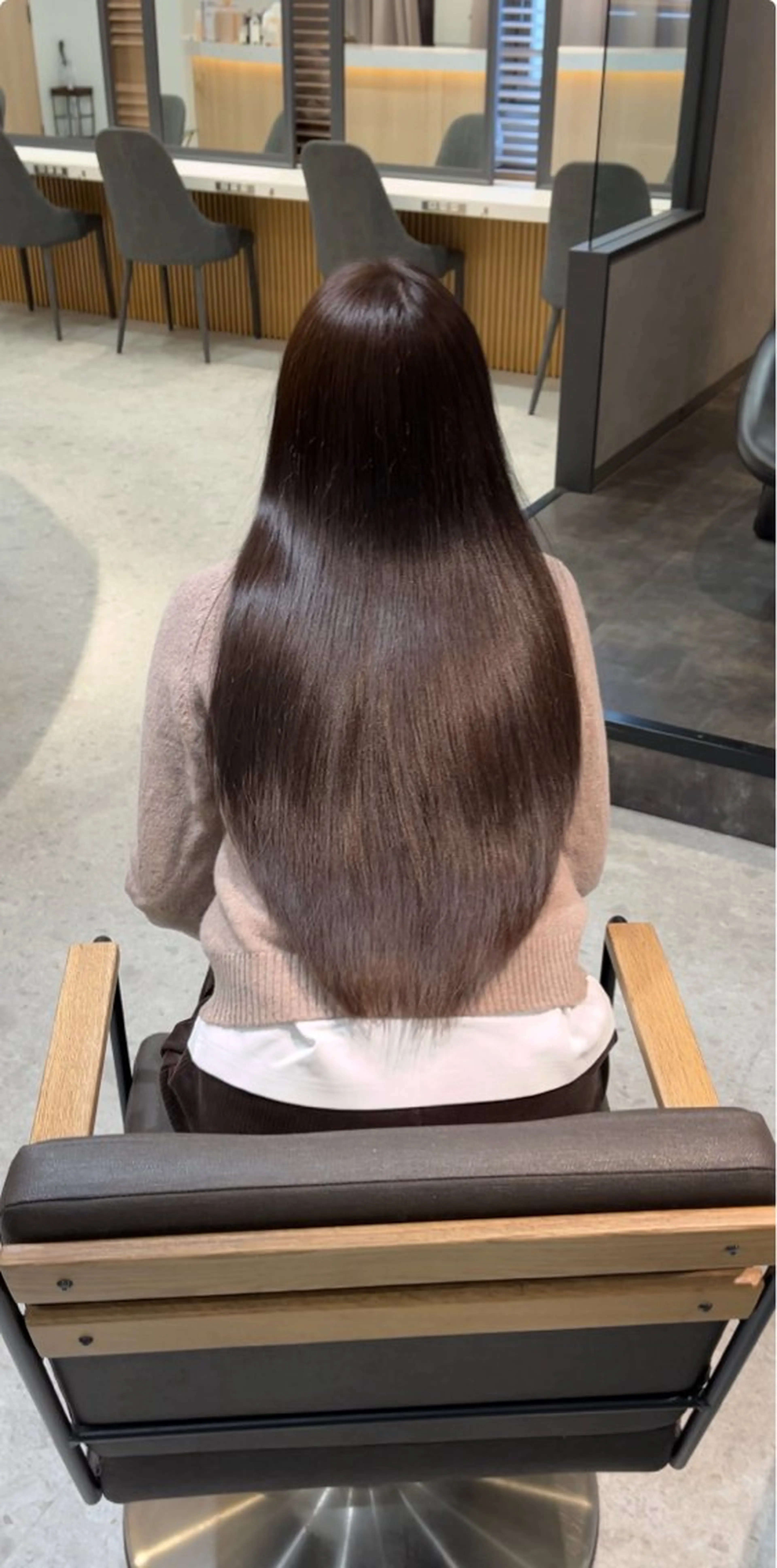 ブリーチしててもできる⁉️ 理想の艶髪になれる美髪縮毛矯正✨️＋補習ケアトリートメント🫧の写真
