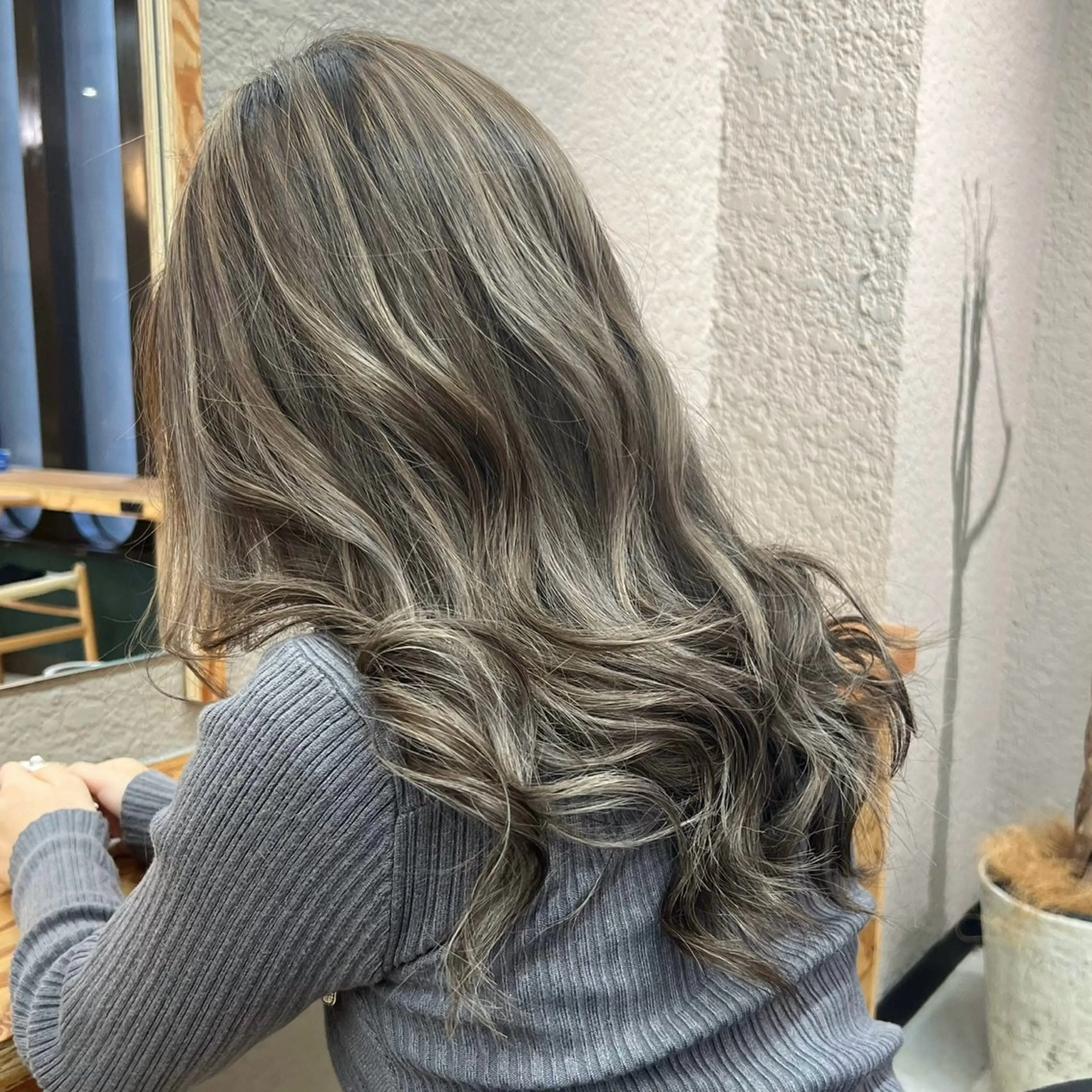 セミロング カラー ヘアカラー トリートメント 💖難波レイヤー カット💖ツバサのヘアスタイル