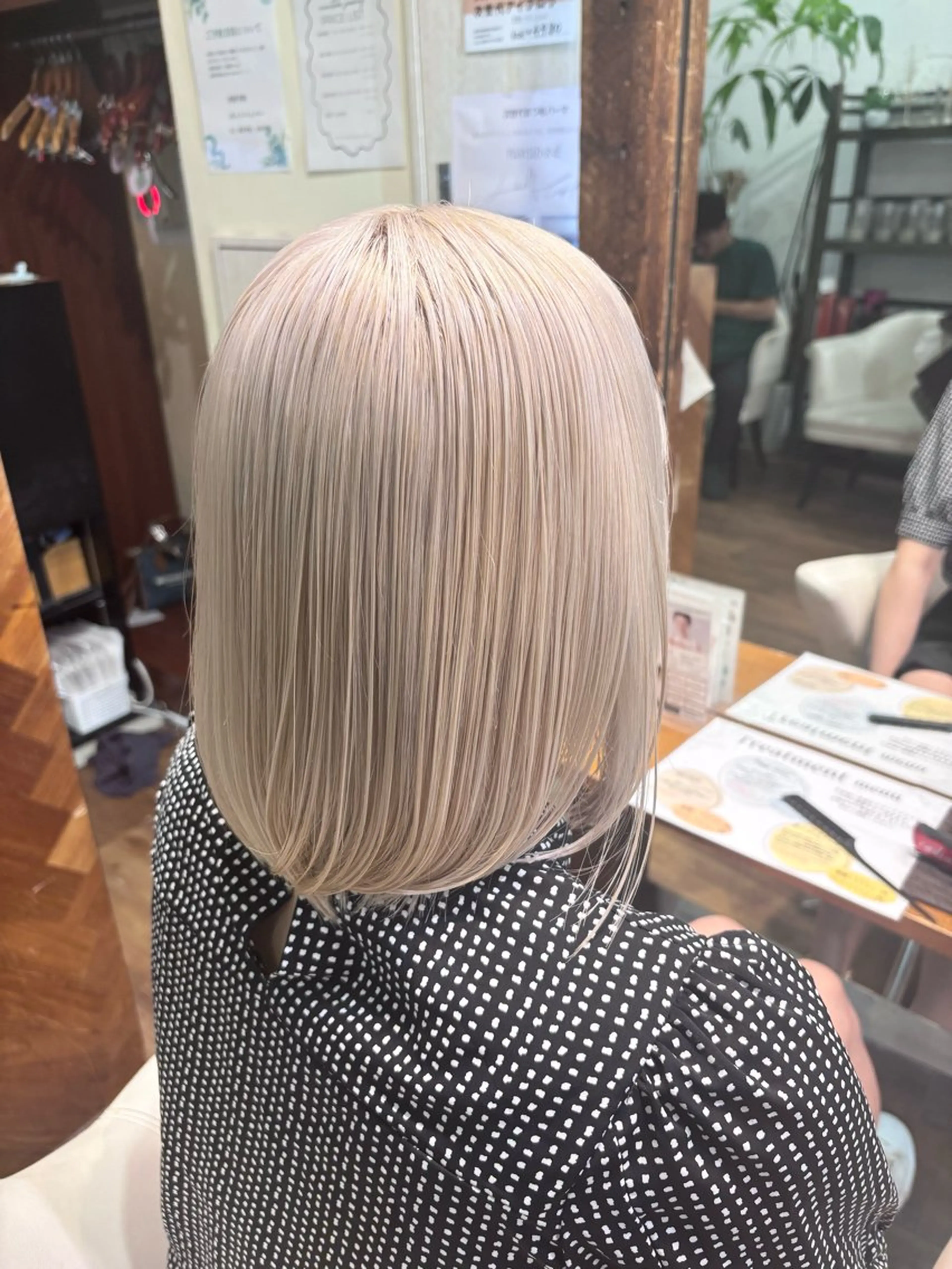 ミディアム カラー ヘアカラー トリートメント ヘッドスパ ブリーチ特化/透明感 カラー森山陽向のヘアスタイル