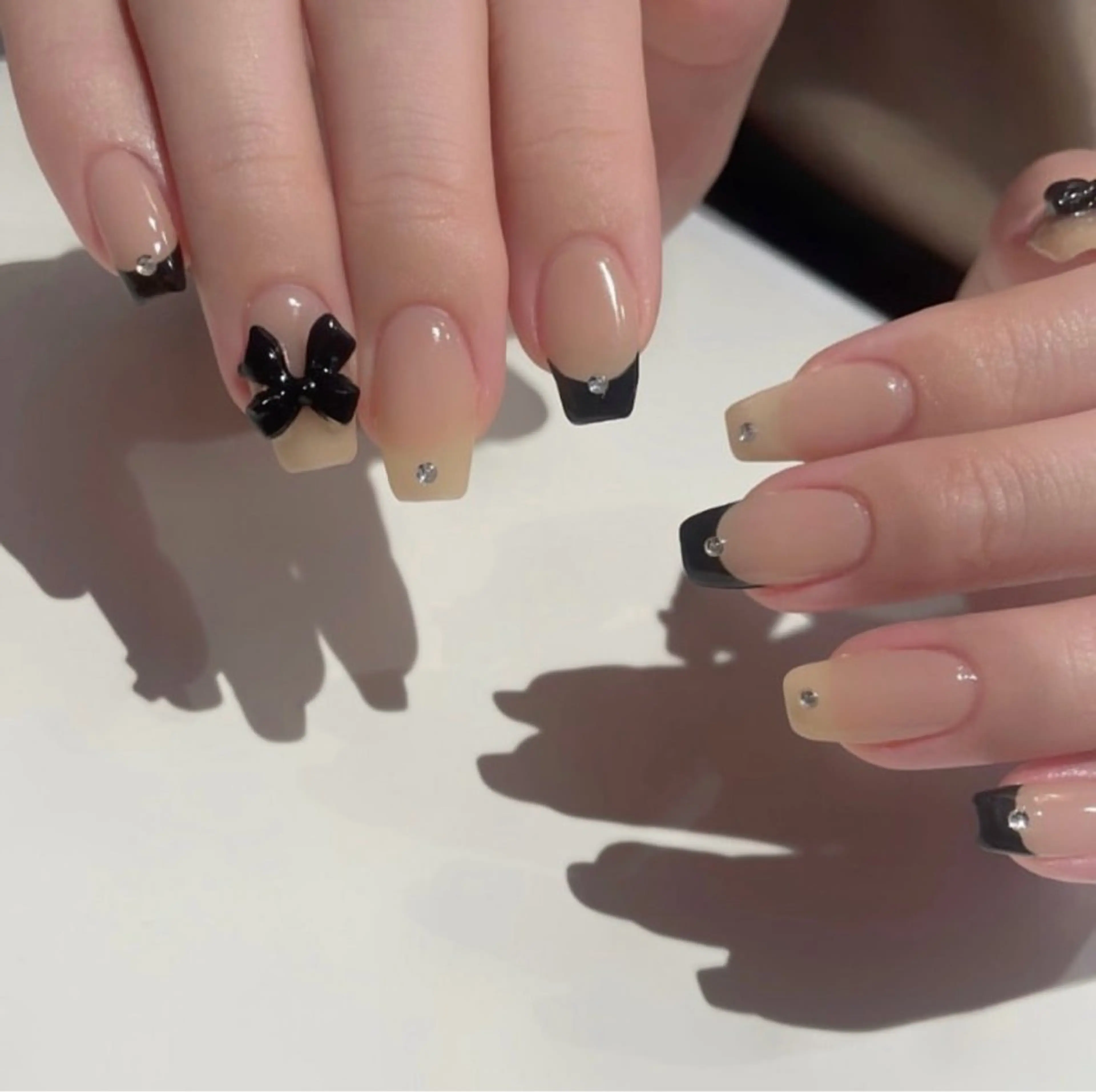 ネイル ハンドネイル ハンドケア UniqueNail 長さだし専門店のネイルデザイン