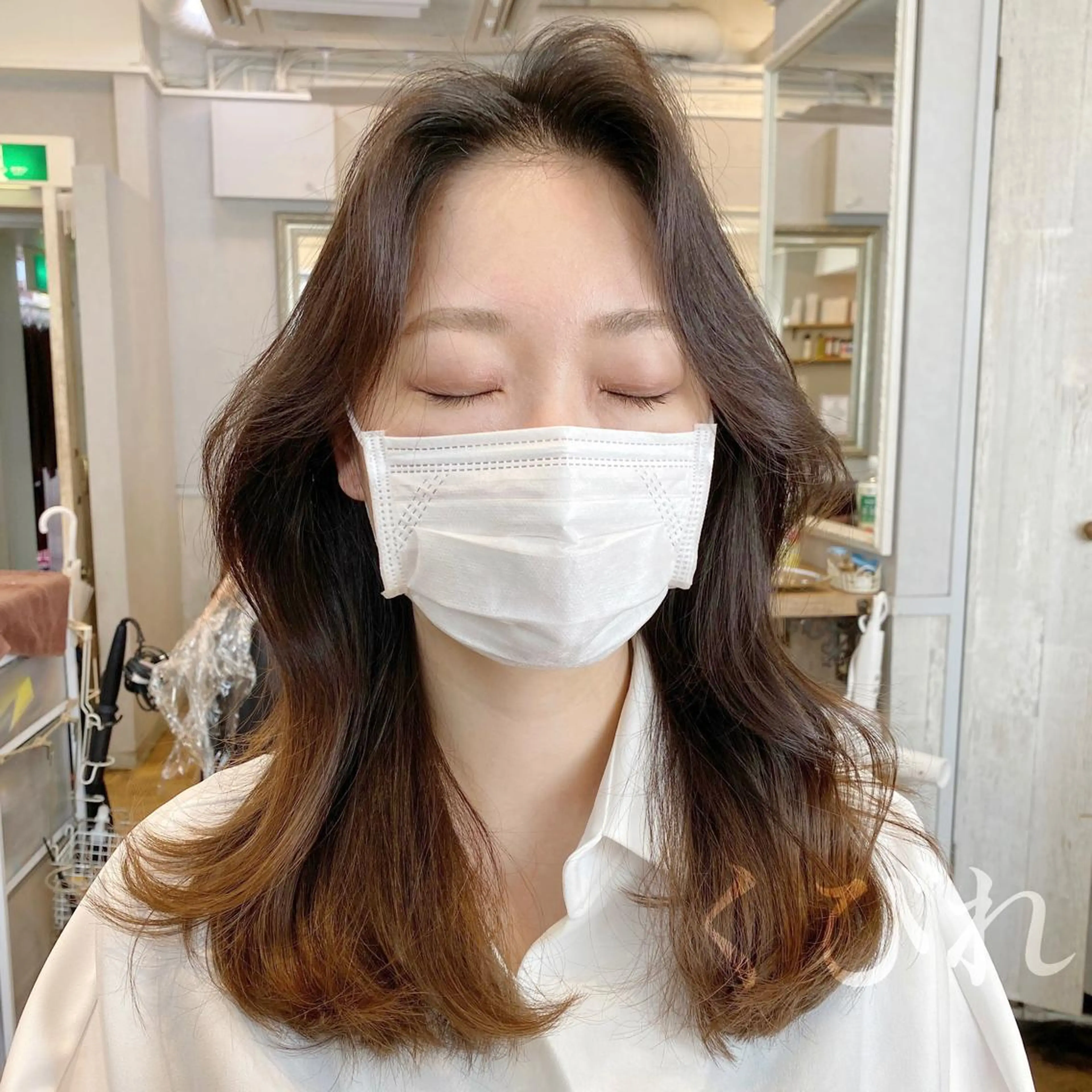セミロング カラー カット ヘアカラー トリートメント layercut✂️ 韓国ヘア/髪質改善のヘアスタイル