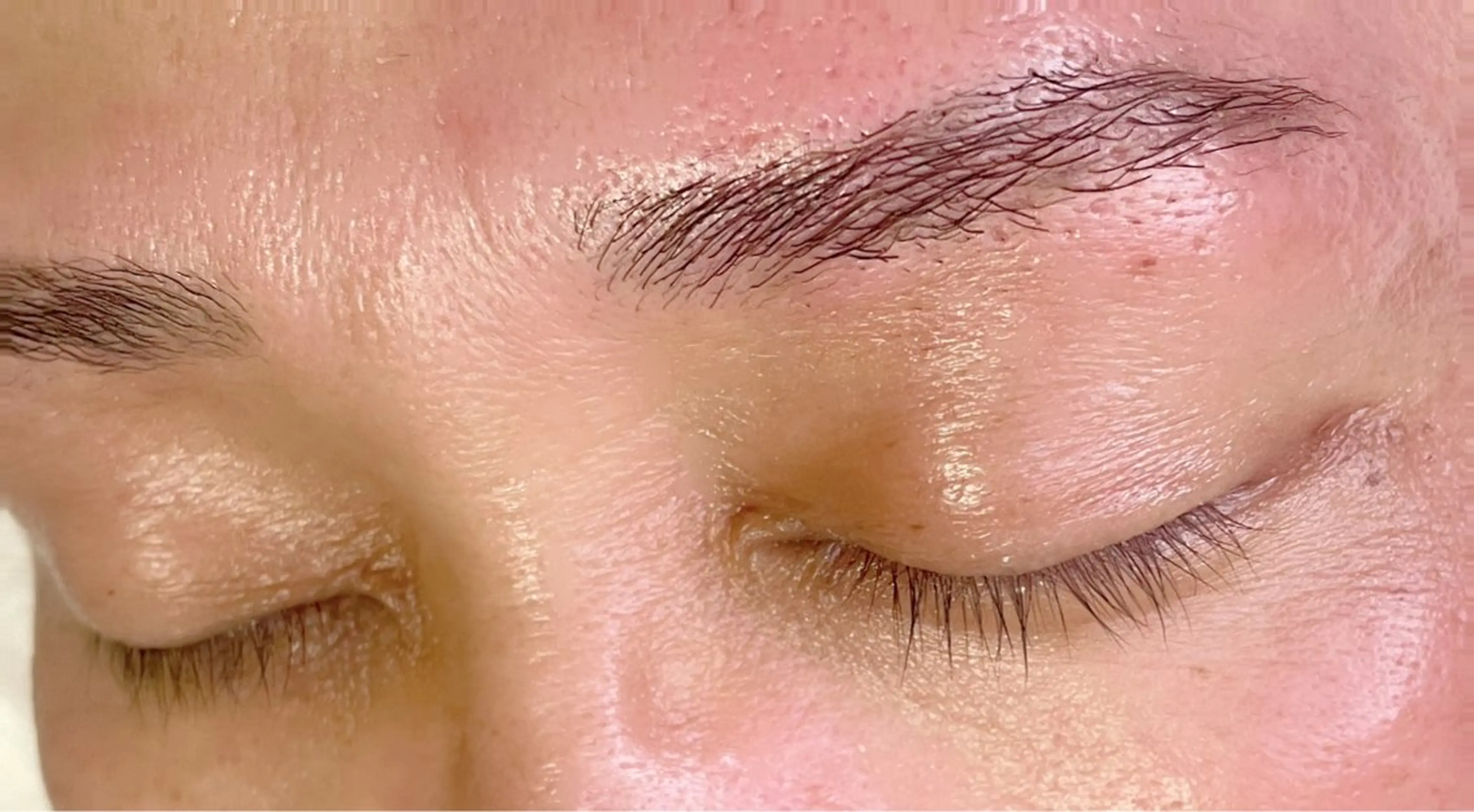 アイブロウ hair studio rehat所属・まつ毛🎀アイブロウ IZUのマツエク・マツパデザイン