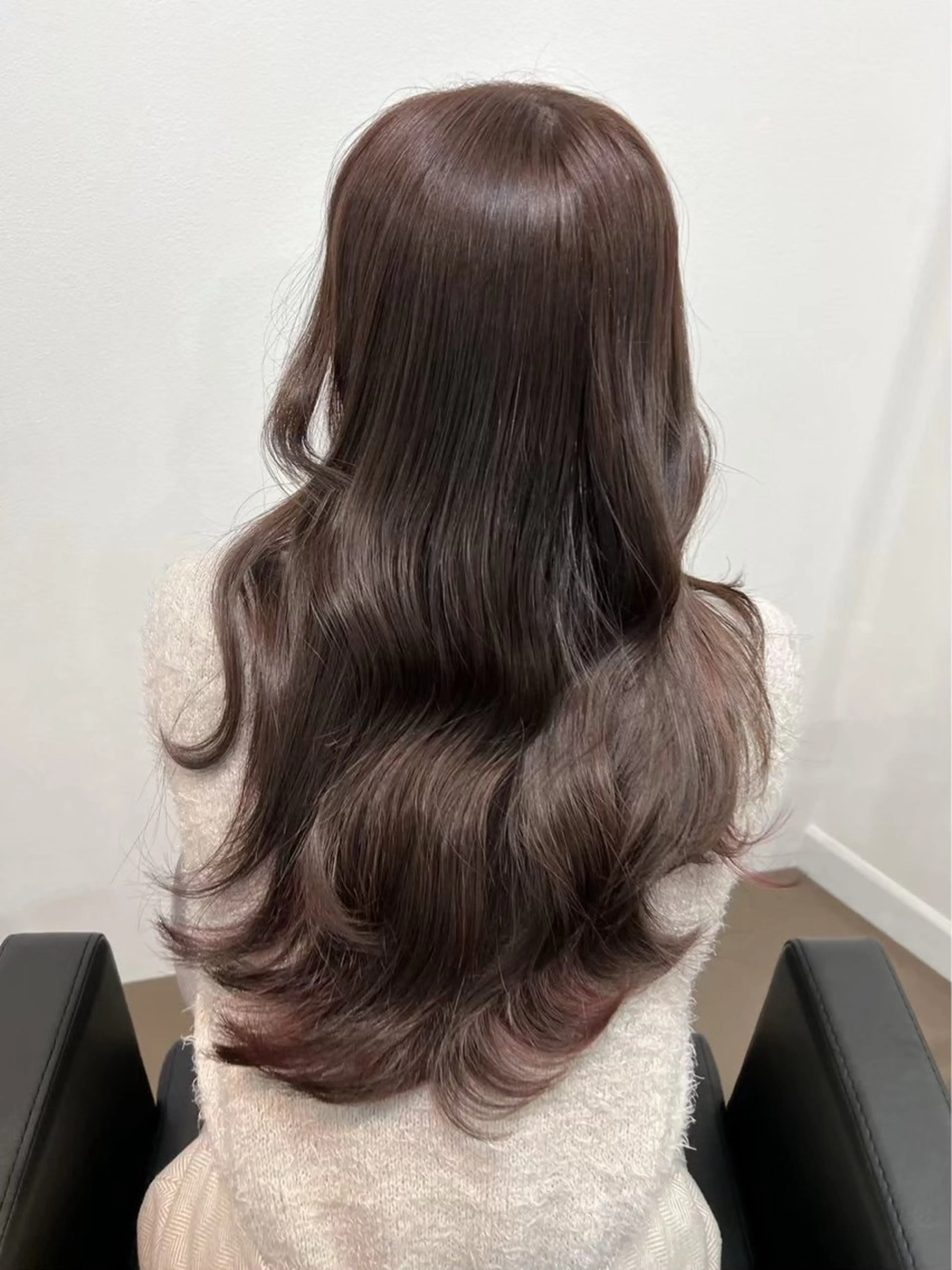 ロング カラー 透明感カラー レイヤーカット カット ヘアカラー トリートメント 透明感カラー特化/ ベージュ/梅田/英輝のヘアスタイル