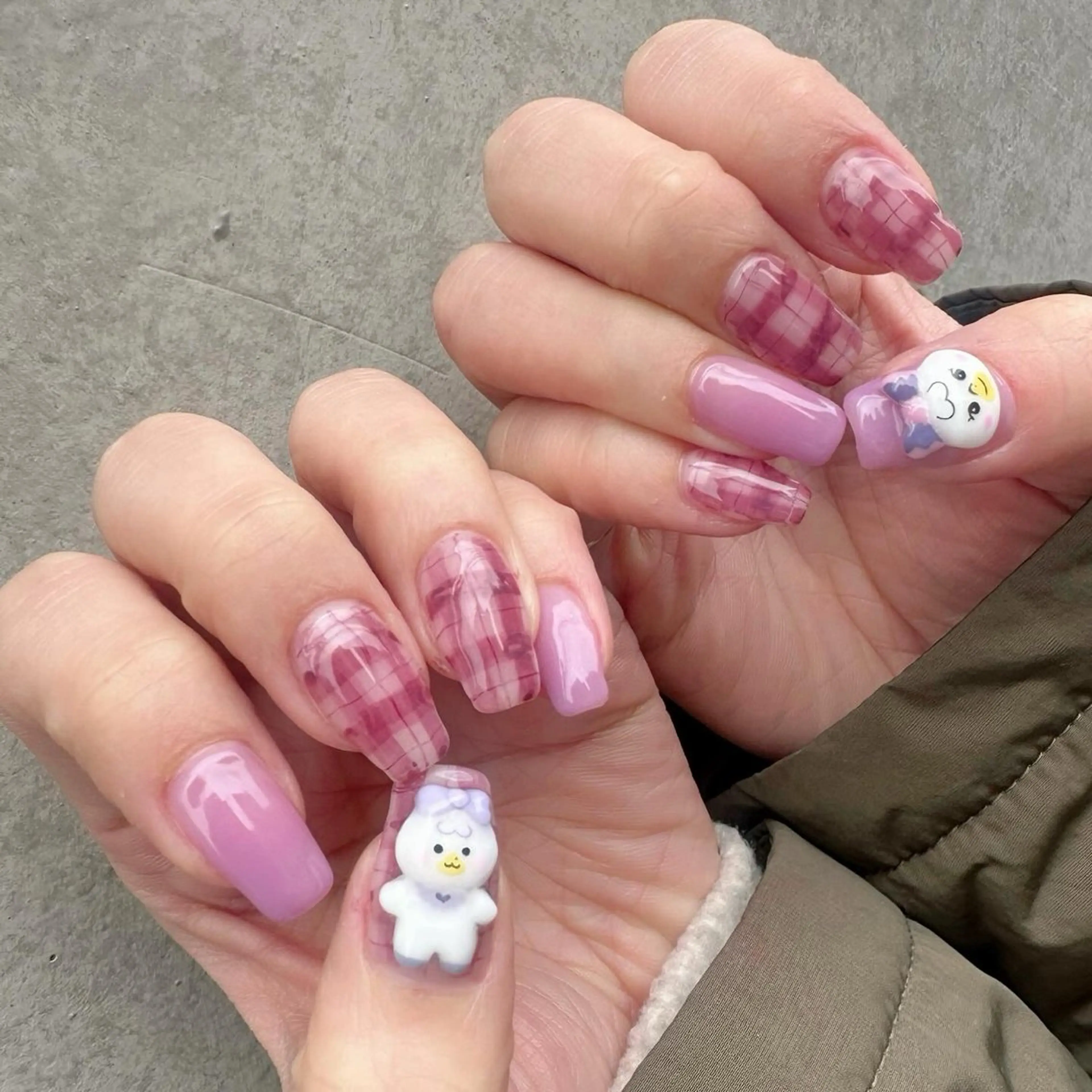 ネイル 氷ネイル・うるうるネイル 韓国ネイル 持ち込み ニュアンスネイル 冬ネイル 🪞KAPE NAIL 🪞のネイルデザイン
