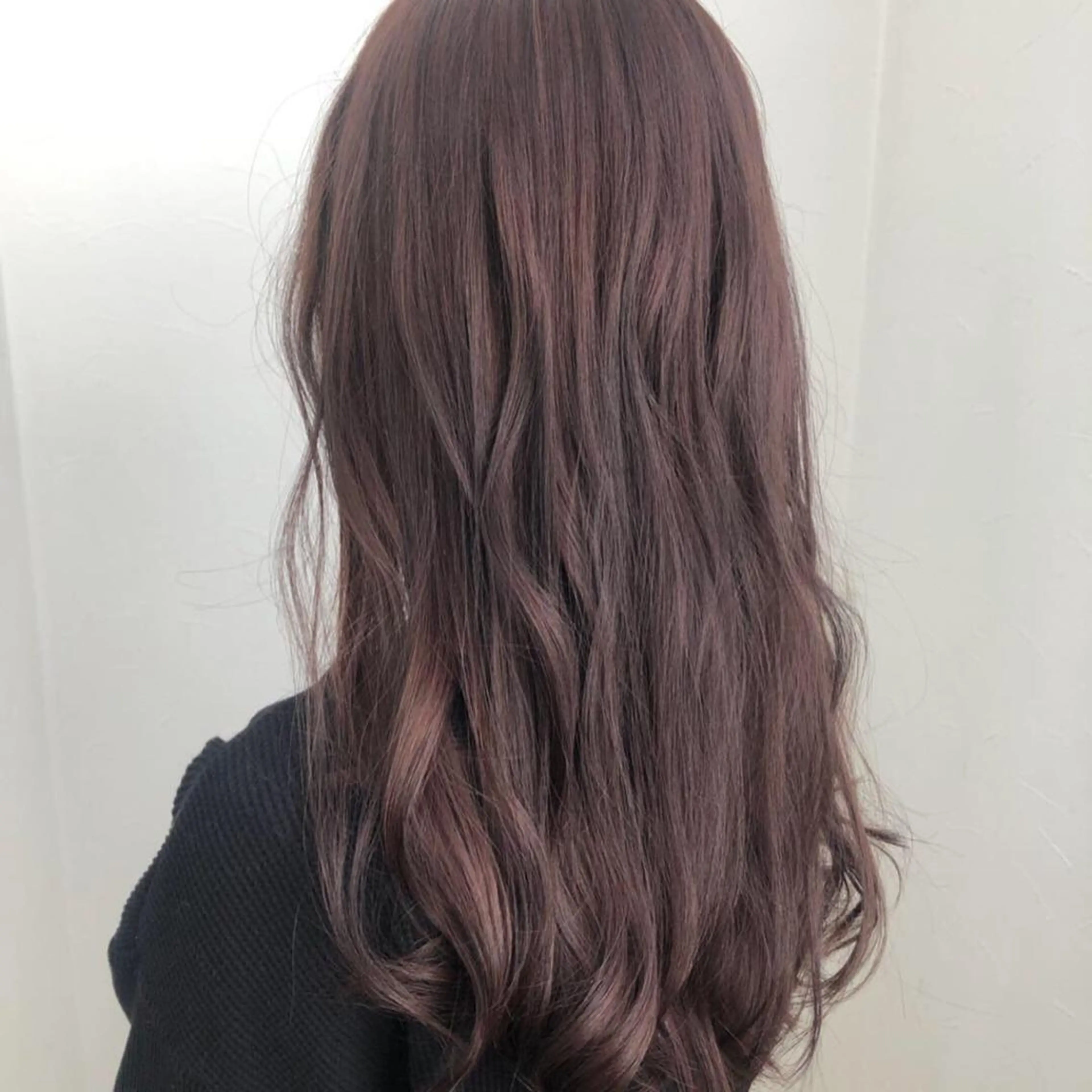 ロング カラー ベージュカラー ブリーチ 透明感カラー ダブルカラー ピンクカラー カット ヘアカラー ママ美容師 🌿まなべさとみ🌿のヘアスタイル