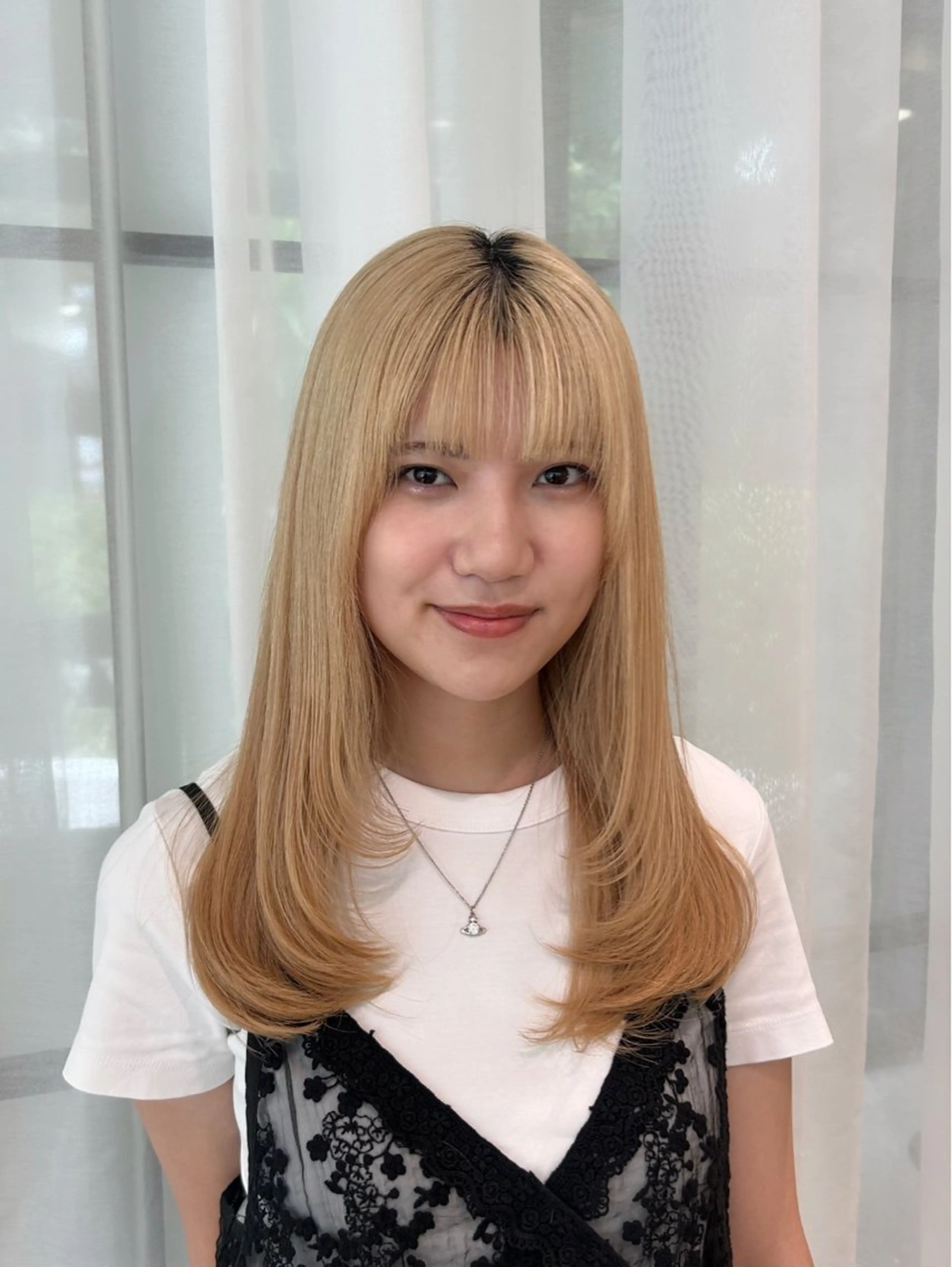ロング 顔まわりレイヤー レイヤーカット カット Lumier de mashu所属・nana/ボブ/ レイヤーカットのヘアスタイル
