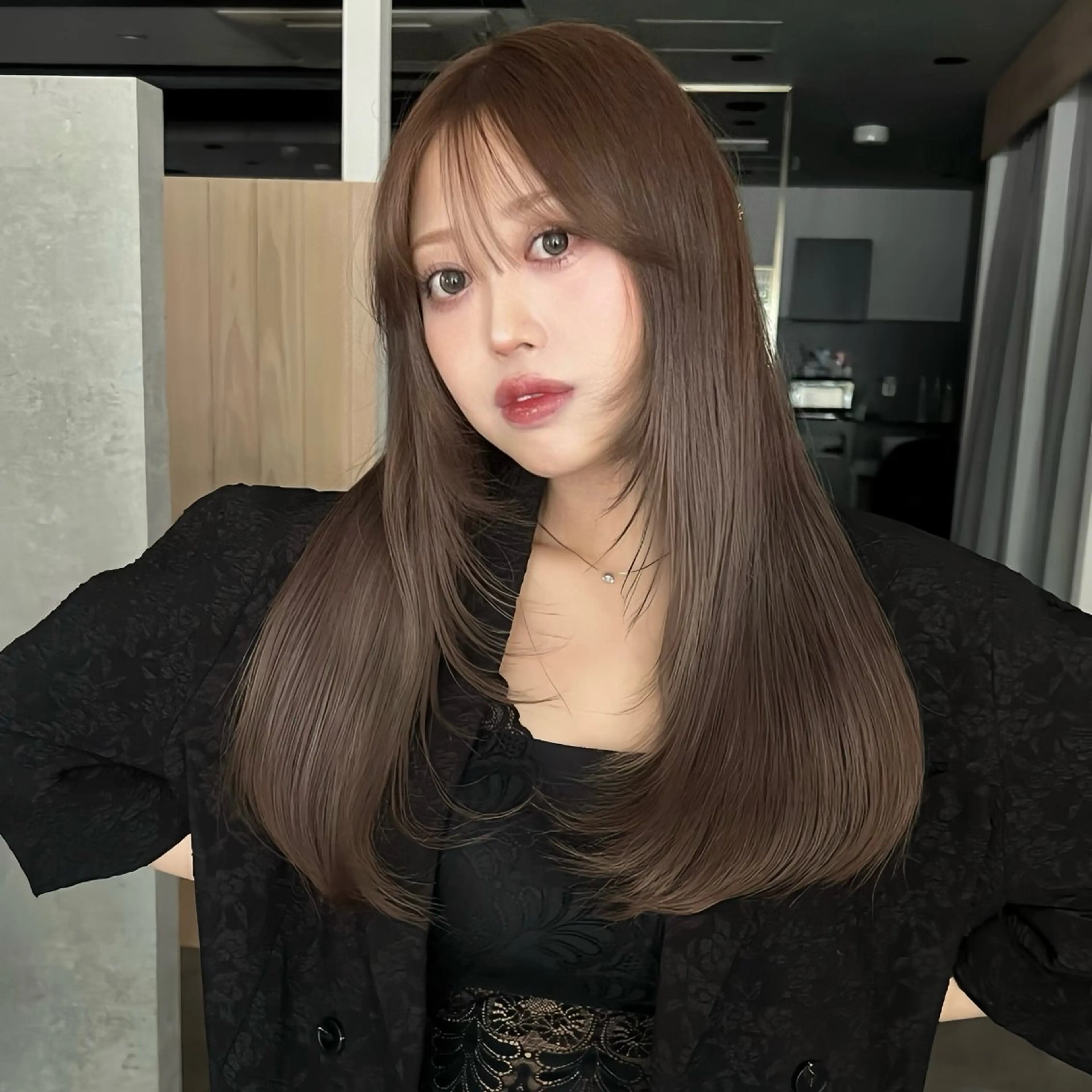 ロング 顔周りカット 韓国風ヘア レイヤーカット シャギー カット ヘアカラー トリートメント AI TOKYO　S所属・mizuki 【韓国レイヤー】のヘアスタイル