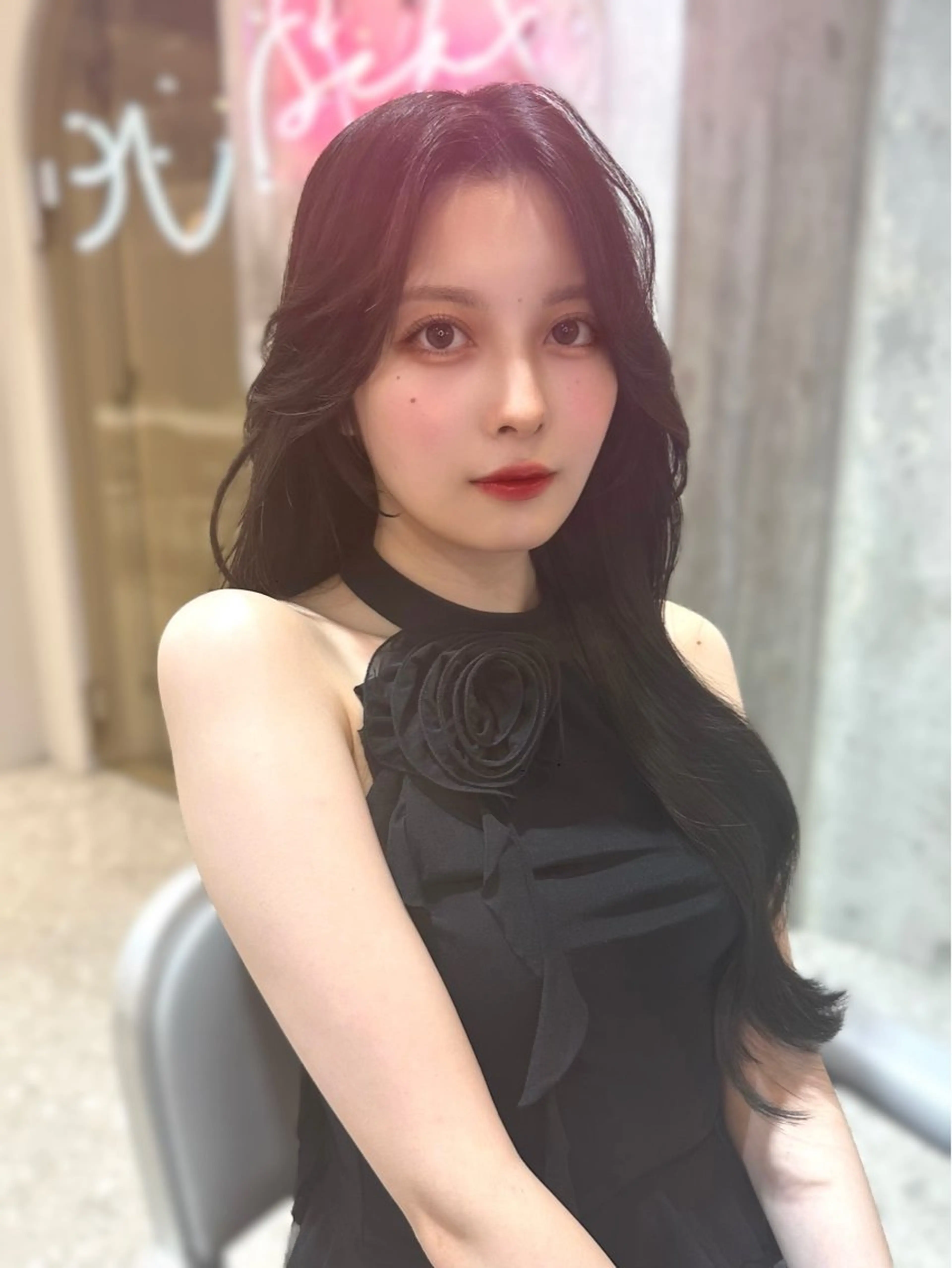 ロング カラー カット ヘアカラー トリートメント ヘアセット 韓国レイヤー/透明感 カラー/髪質改善角所のヘアスタイル