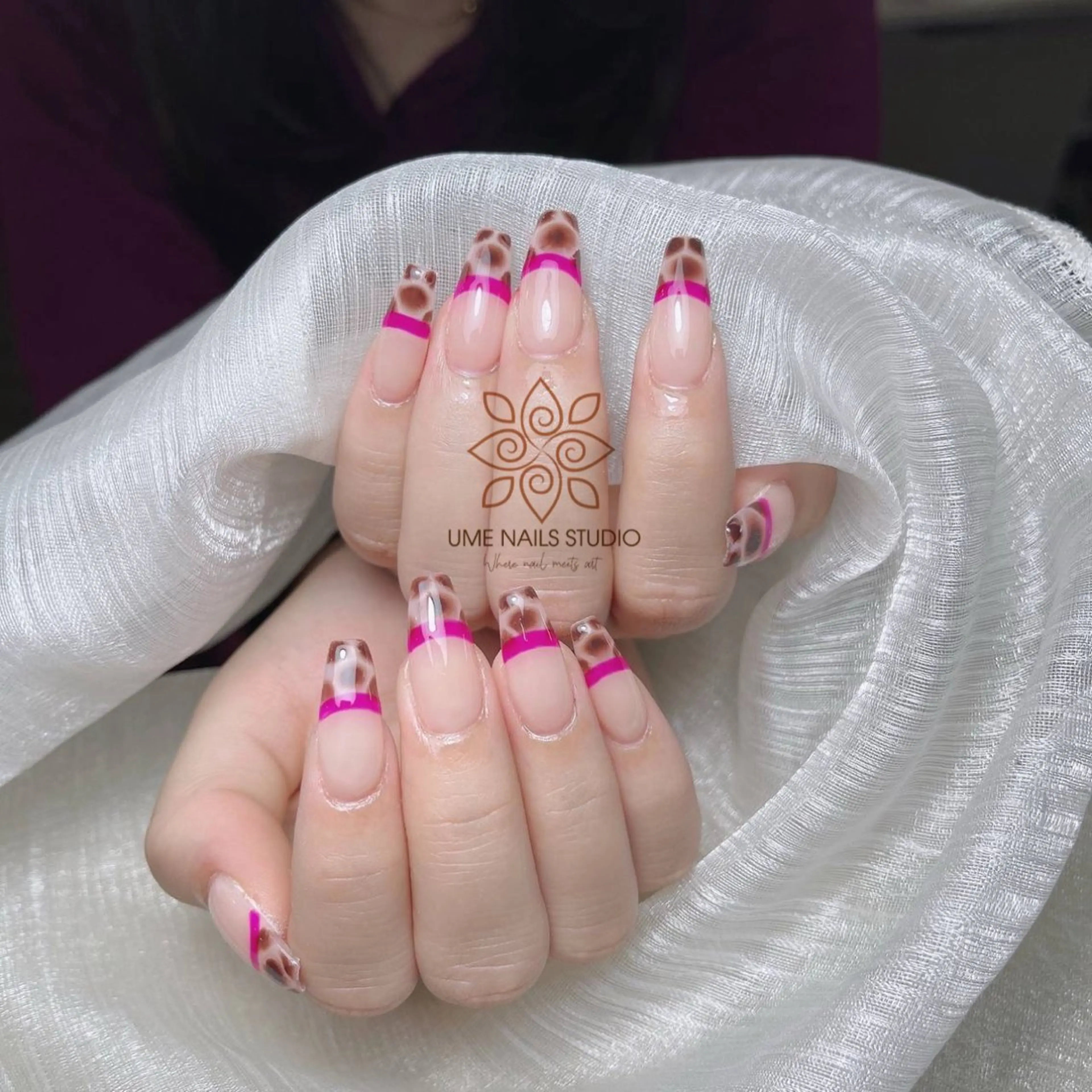 ネイル チークネイル クリアネイル ガーリー キラキラネイル 韓国ネイル Ume Nail Studioのネイルデザイン