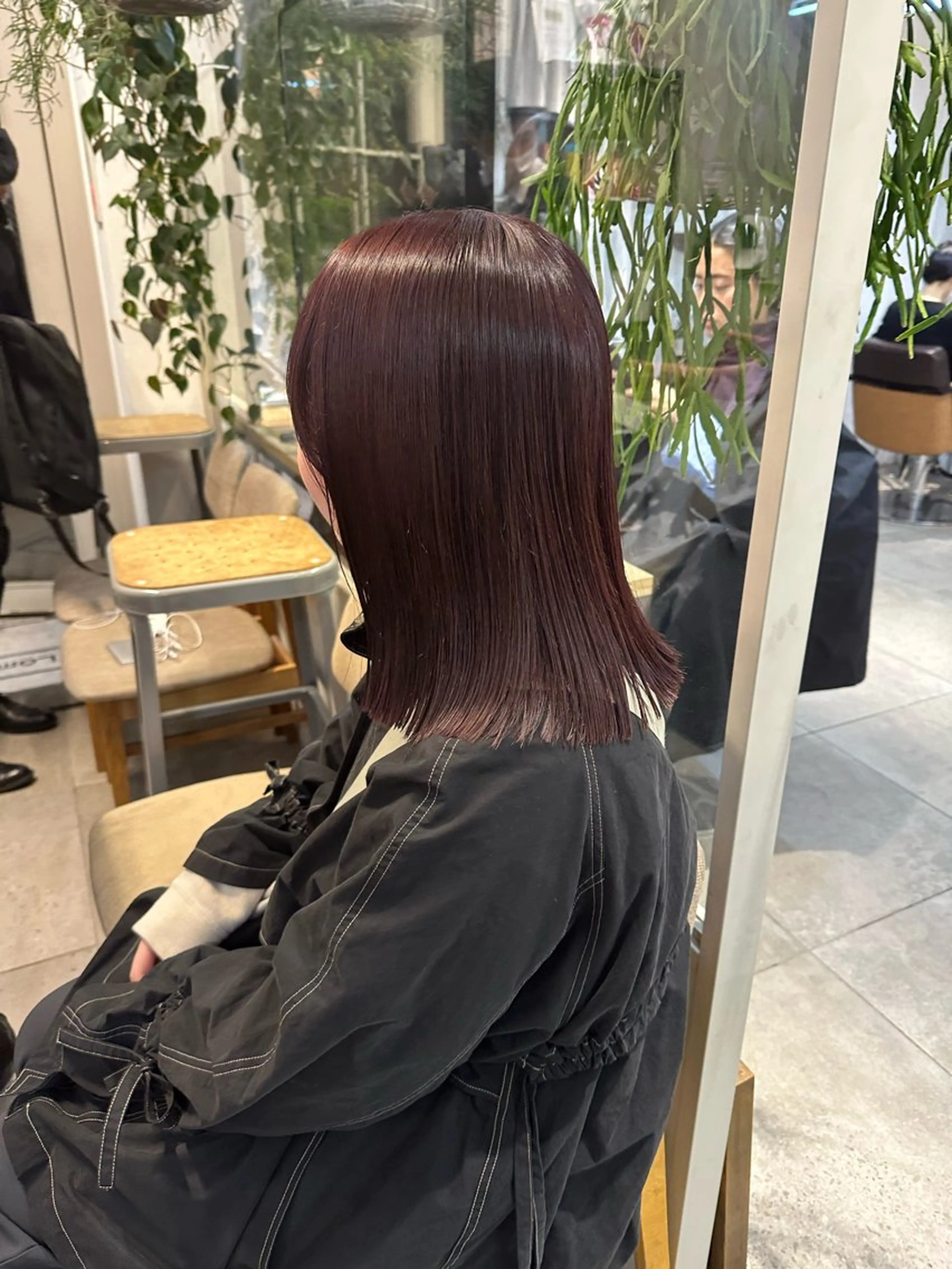ミディアム カラー ブリーチ ハイトーンカラー ブリーチなしカラー ボブ トリートメント REINA☁️透明感 カラー/ぷつっと♡のヘアスタイル