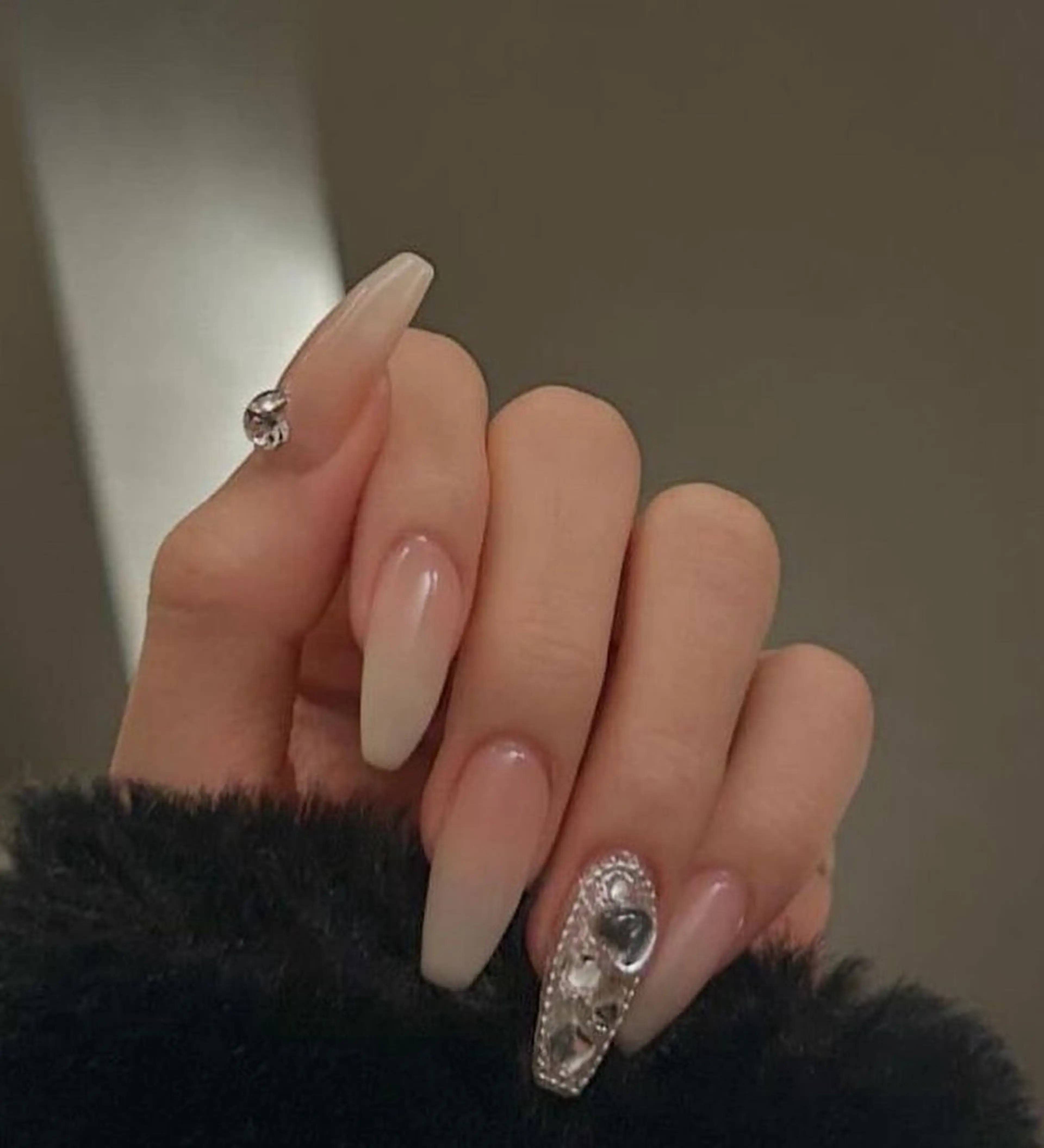 ネイル 韓国ネイル ハンドネイル EMI ANA.CHUOのネイルデザイン