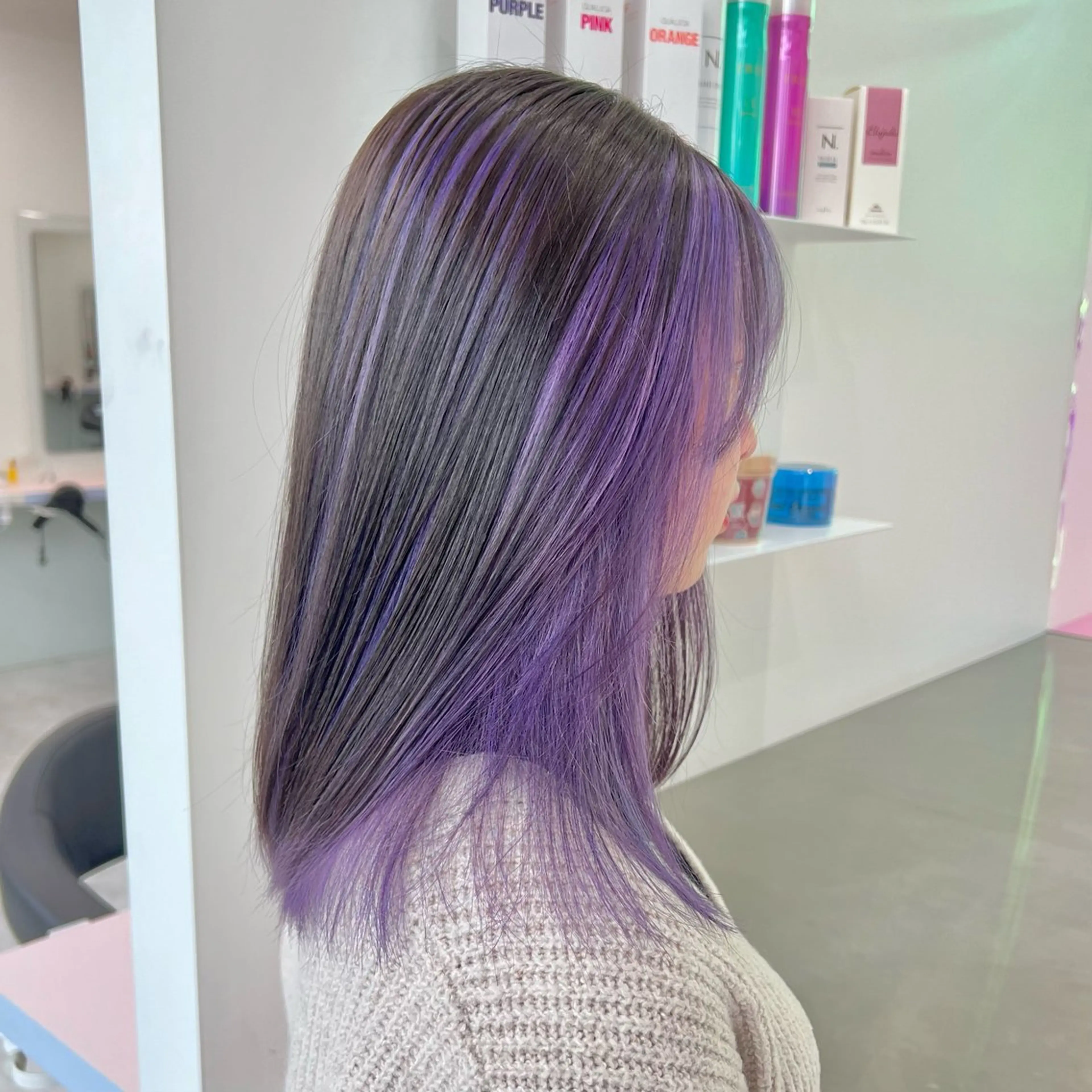 ミディアム カラー ヘアカラー ヘッドスパ ヘアセット 韓国スタイル🇰🇷 トレンドレイヤー🪡のヘアスタイル