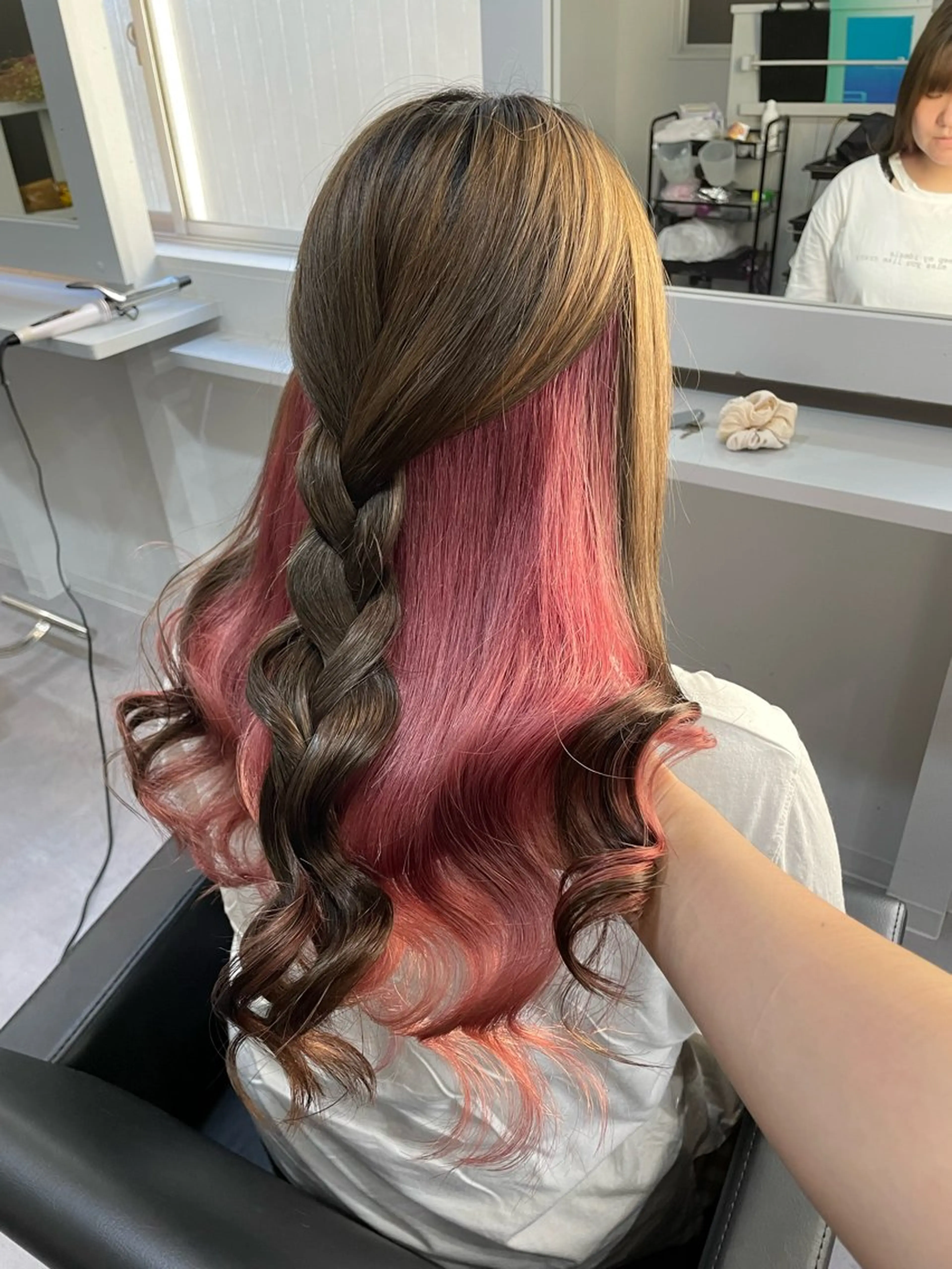 ロング カラー ヘアアレンジ ピンクカラー ヘアカラー Cielro【 シェイロ 】所属・Cielro/ダブル カラー/西田咲希のヘアスタイル