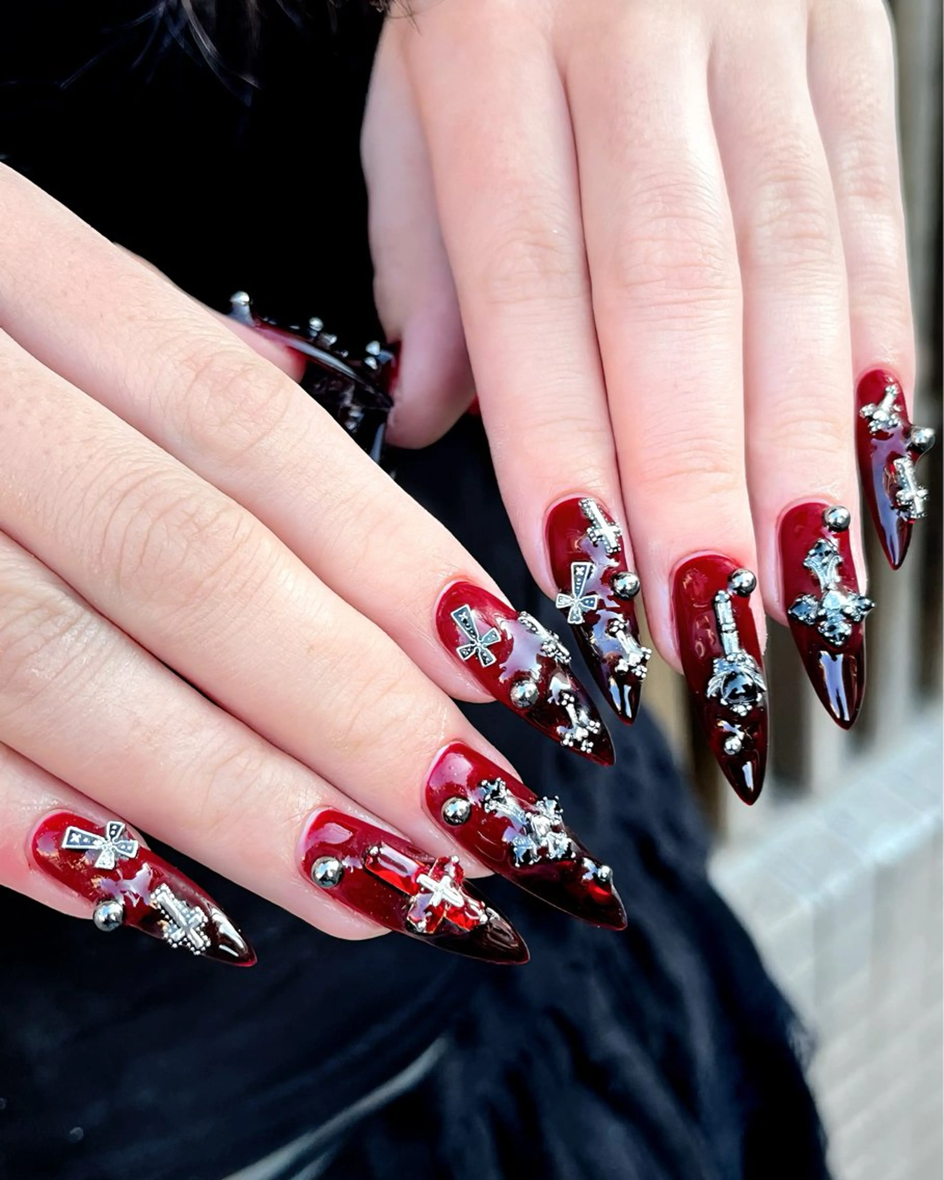 ネイル ミラーネイル ワンカラーネイル 赤色 ハンドネイル 🫧OPELIA NAIL渋谷🫧のネイルデザイン