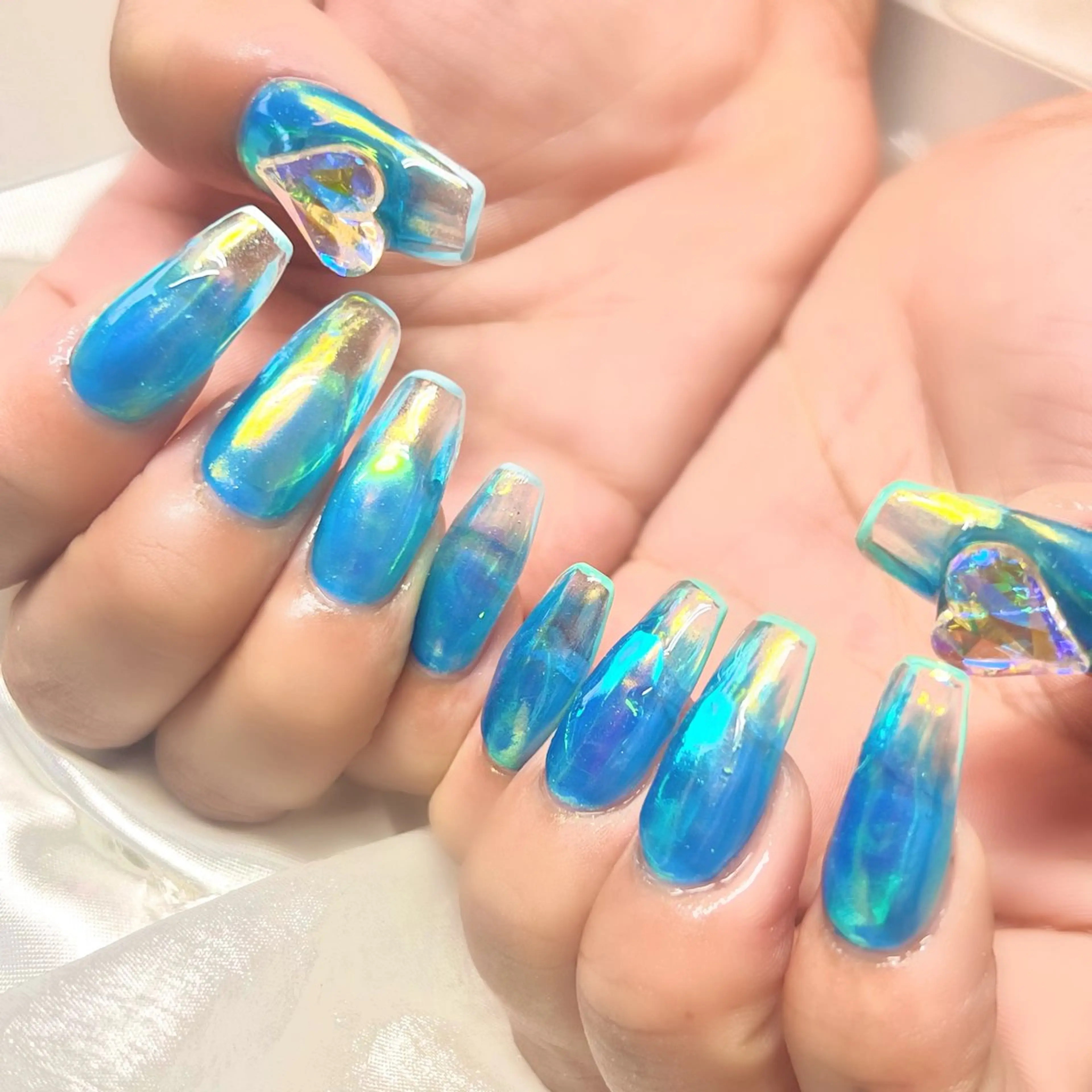 ネイル アートネイル オーロラネイル ジェルネイル 韓国ネイル ロングネイル ハンドネイル clover nailのネイルデザイン