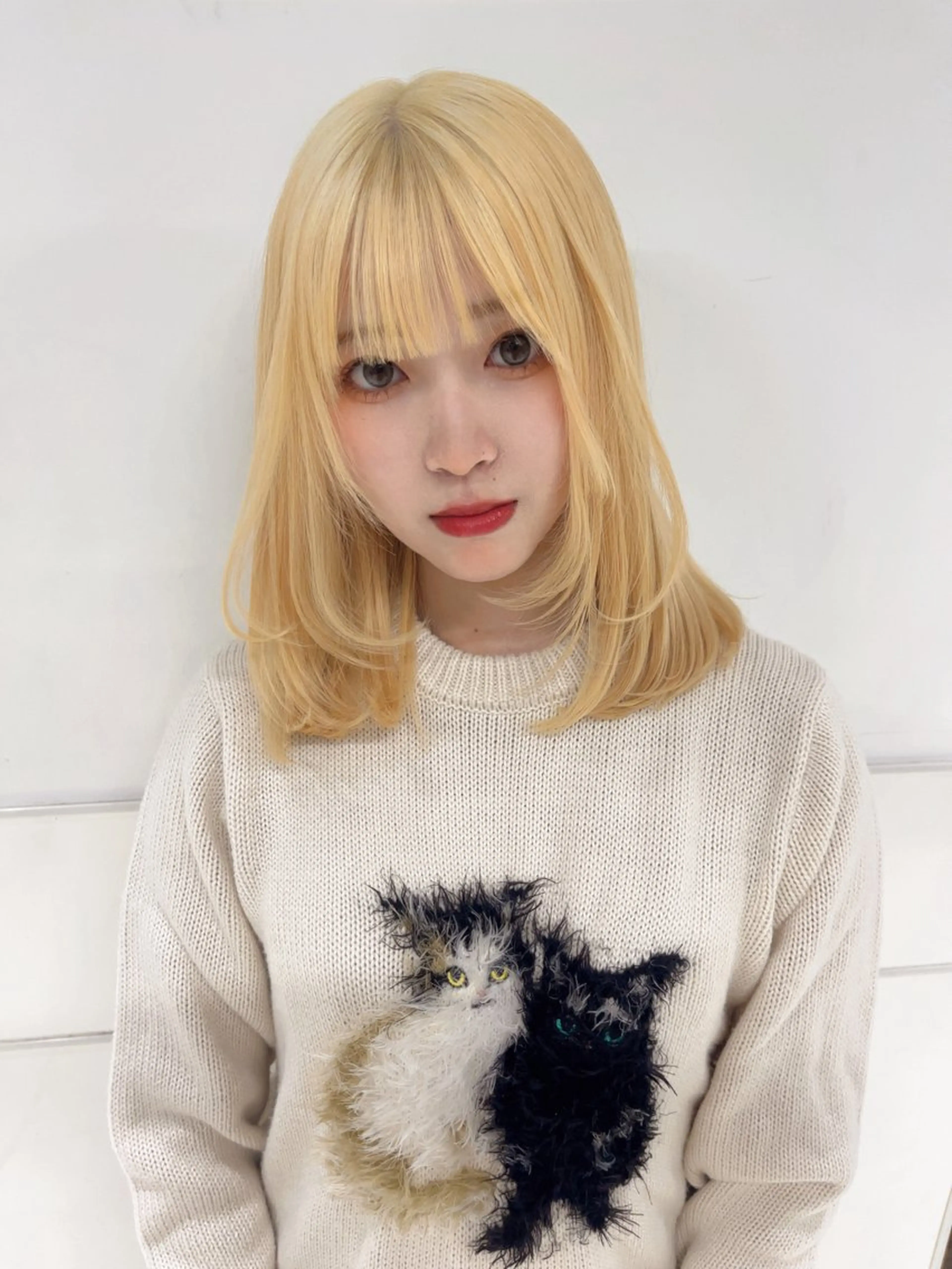 ミディアム りおな/エクステ /ミルクティーカラーのヘアスタイル