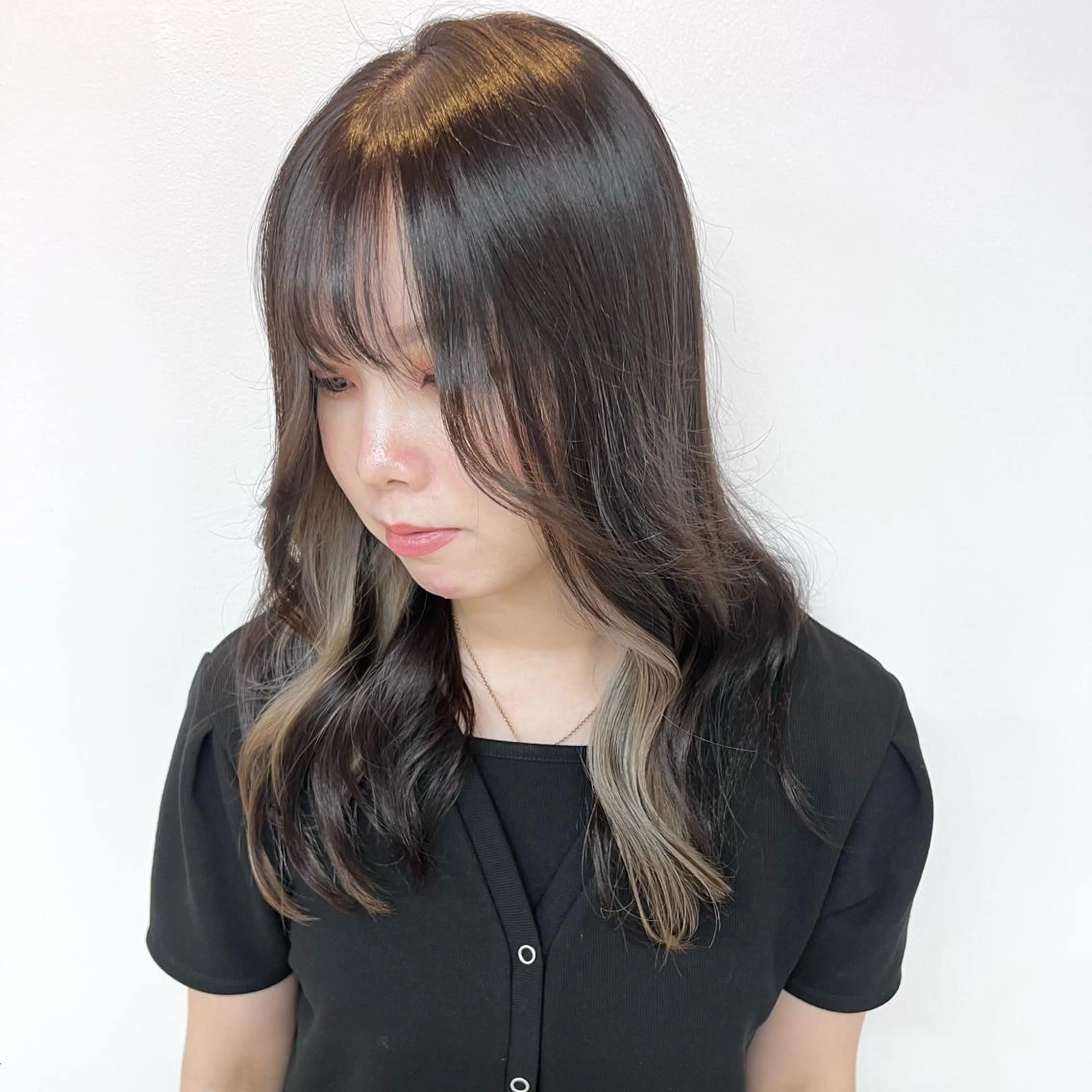 《💖🐰チラ見えお洒落カラー🐰💖》インナーカラー(ブリーチ込)⏩¥12000の写真