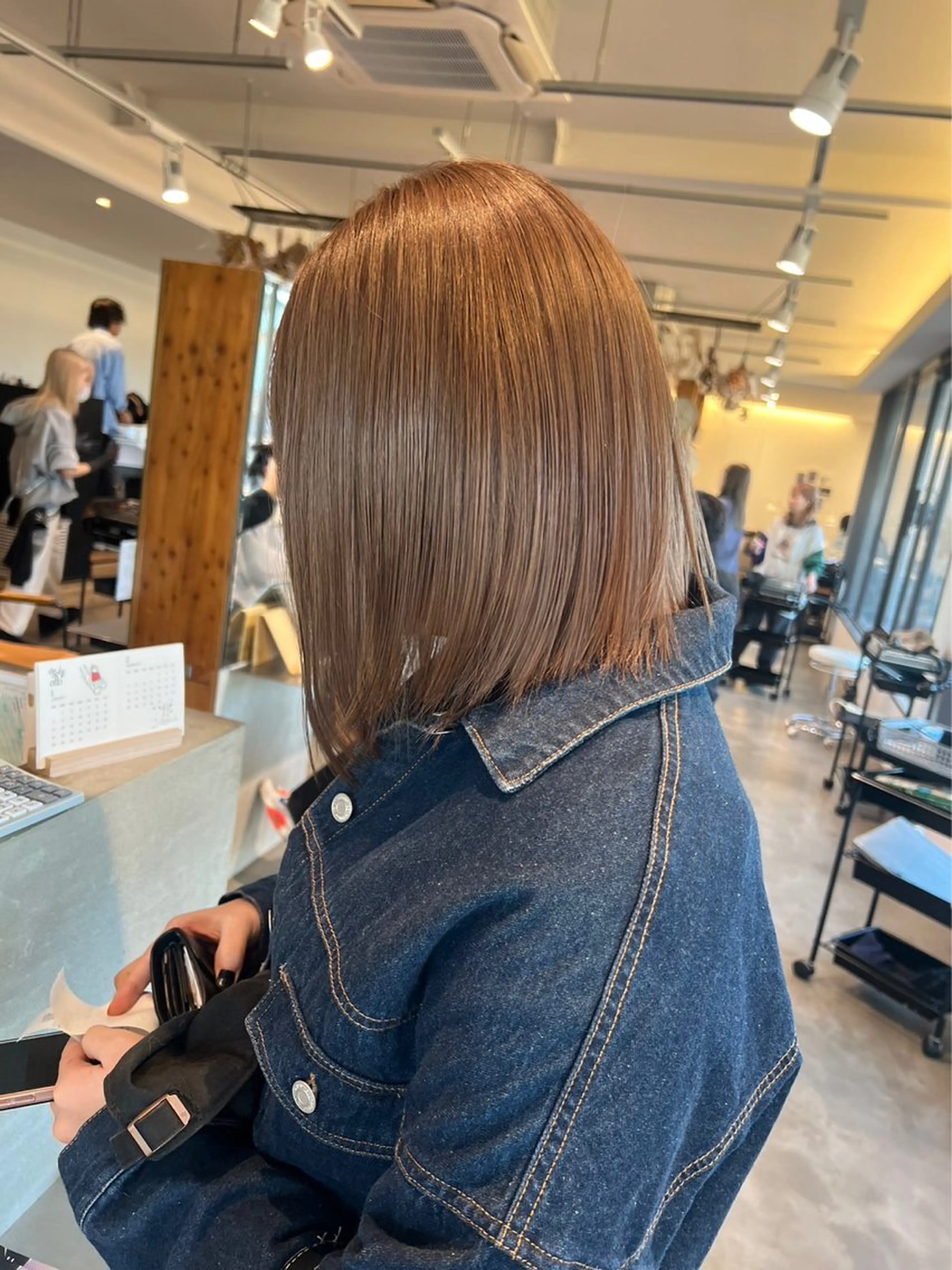 ショート ヘアカラー くろだ まみのヘアスタイル