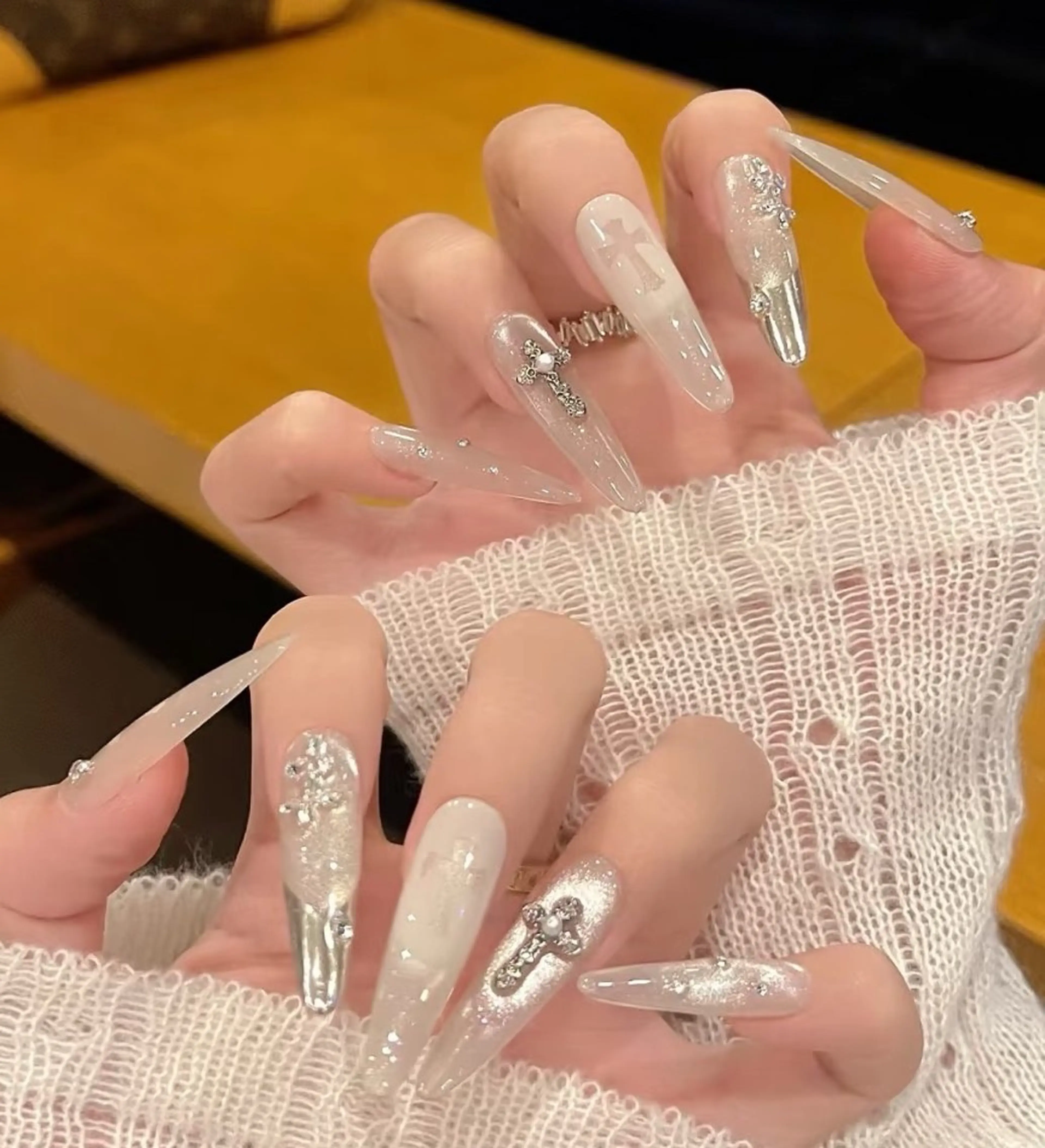 ネイル Miu Miu 🎀 長さだし專門のネイルデザイン