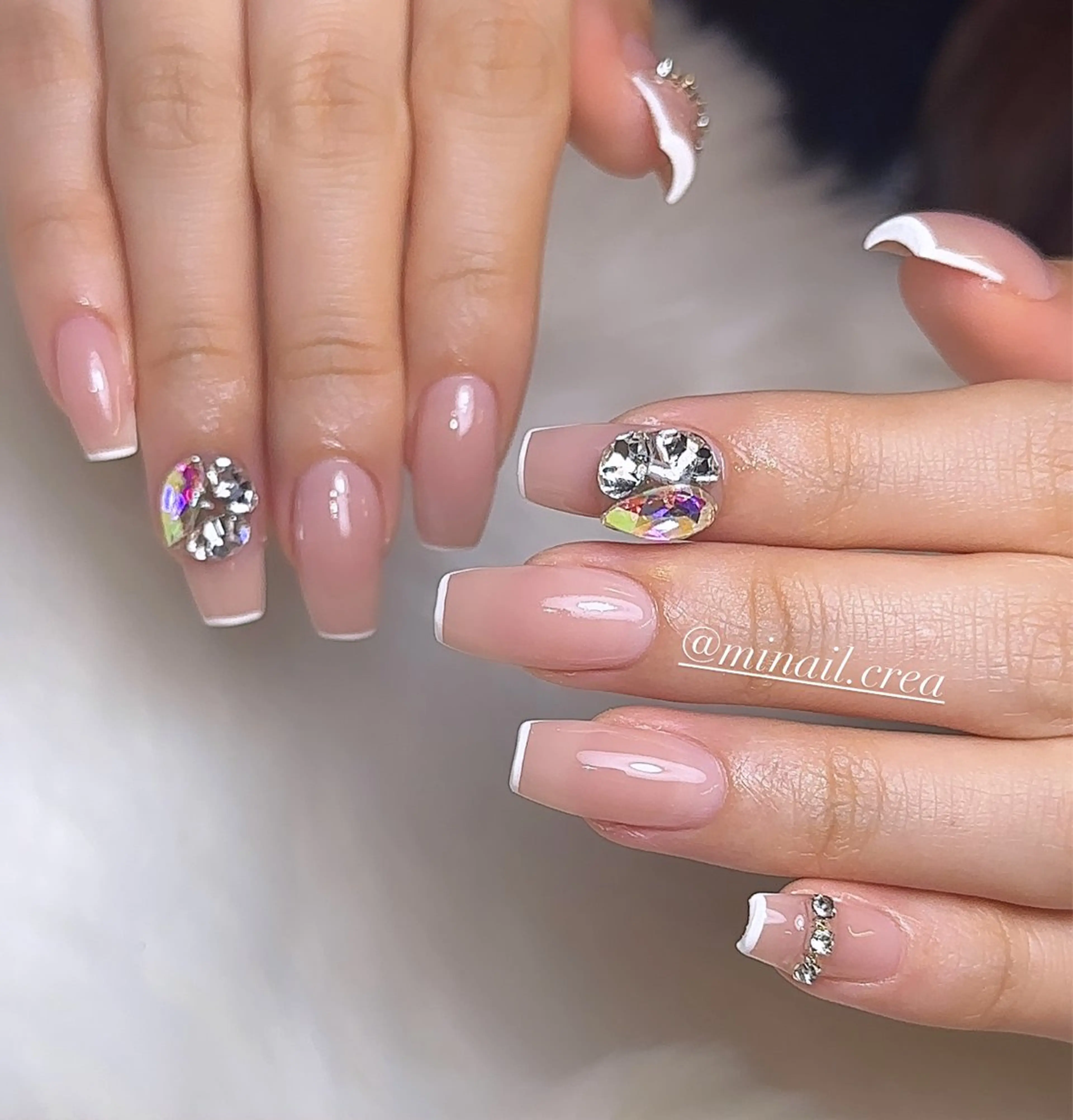 ネイル フレンチネイル ジェルネイル キラキラネイル ロングネイル オフィスネイル ハンドネイル CRéA　-private nailsalon-所属・CReA nailのネイルデザイン