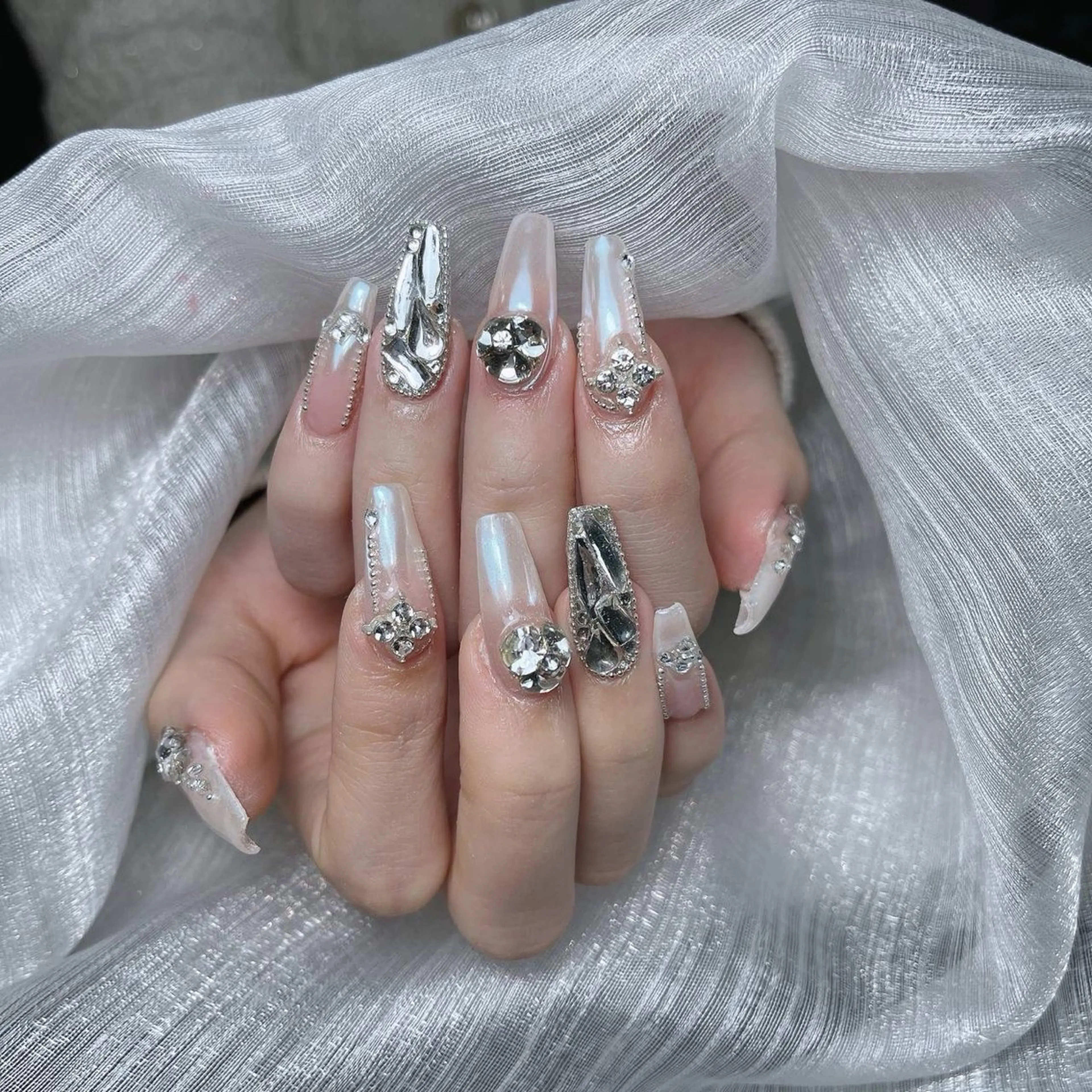 ネイル チークネイル フレンチネイル ジェルネイル 韓国ネイル マグネットネイル ハンドネイル Zen Nail Design 池袋のネイルデザイン