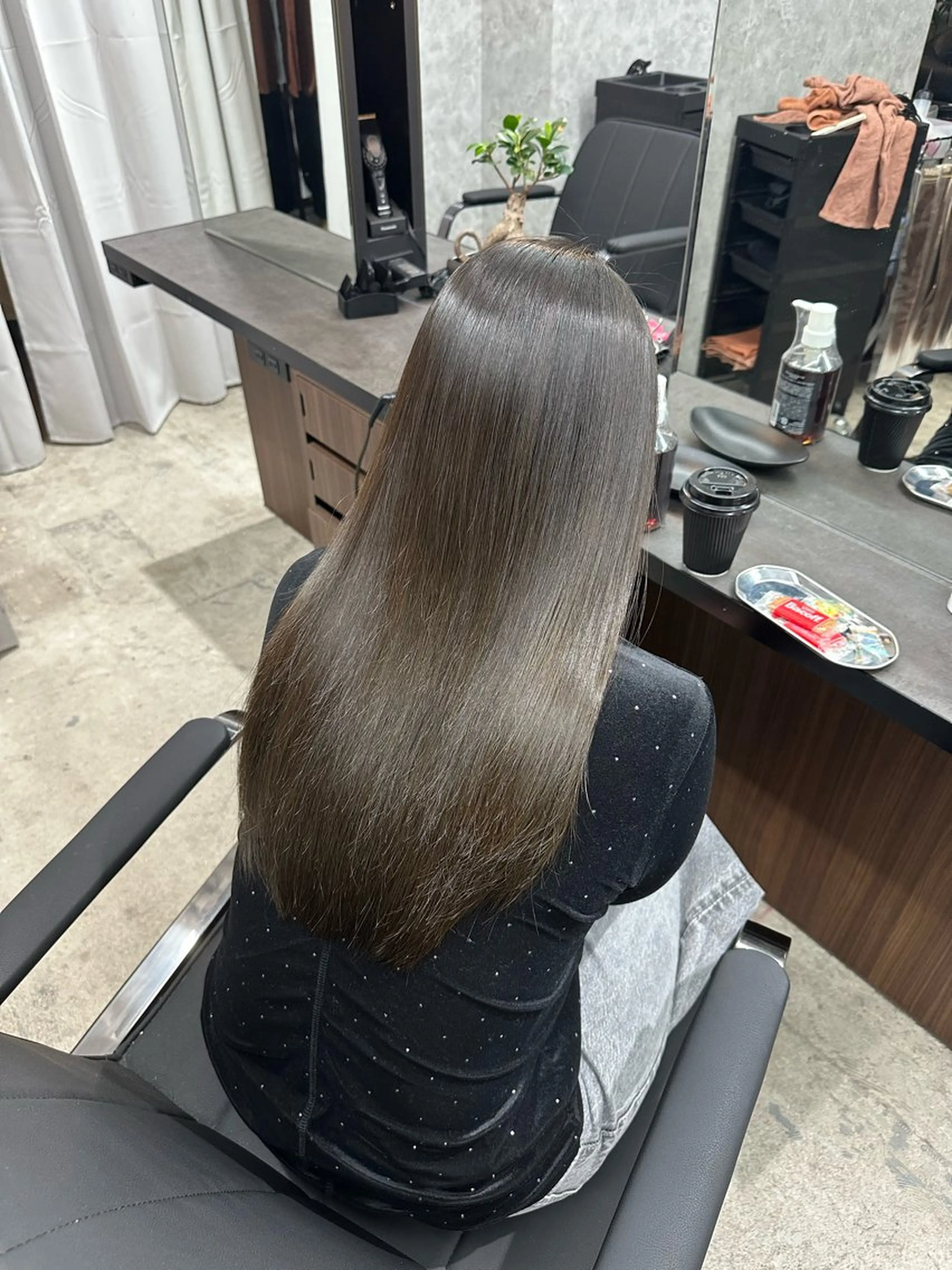 カラー カット ヘアカラー トリートメント ヘッドスパ 透明感カラーWカラー ユウゴのヘアスタイル