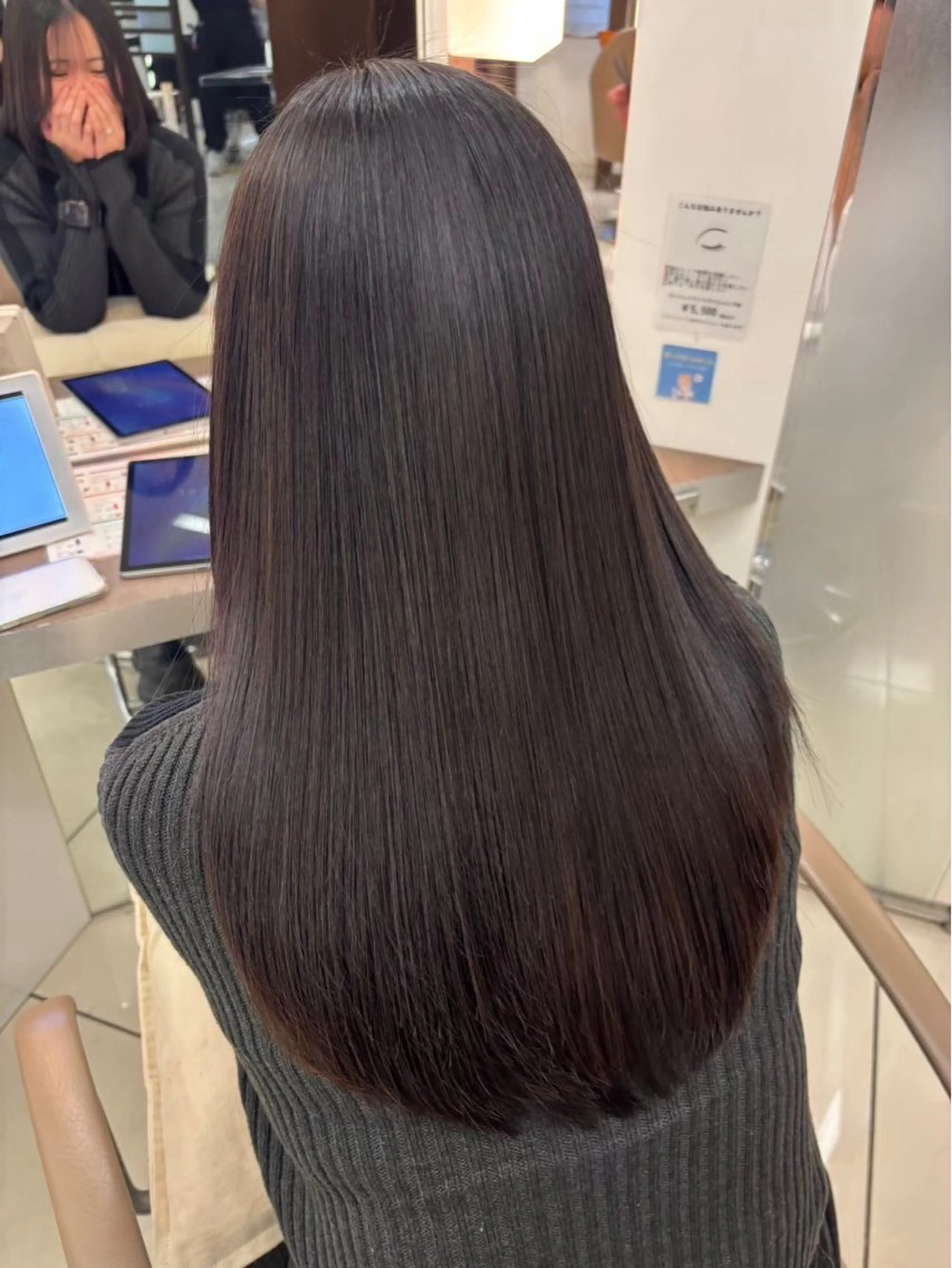 ロング 縮毛矯正 暖色カラー❤️横浜 エクステらん🦖のヘアスタイル