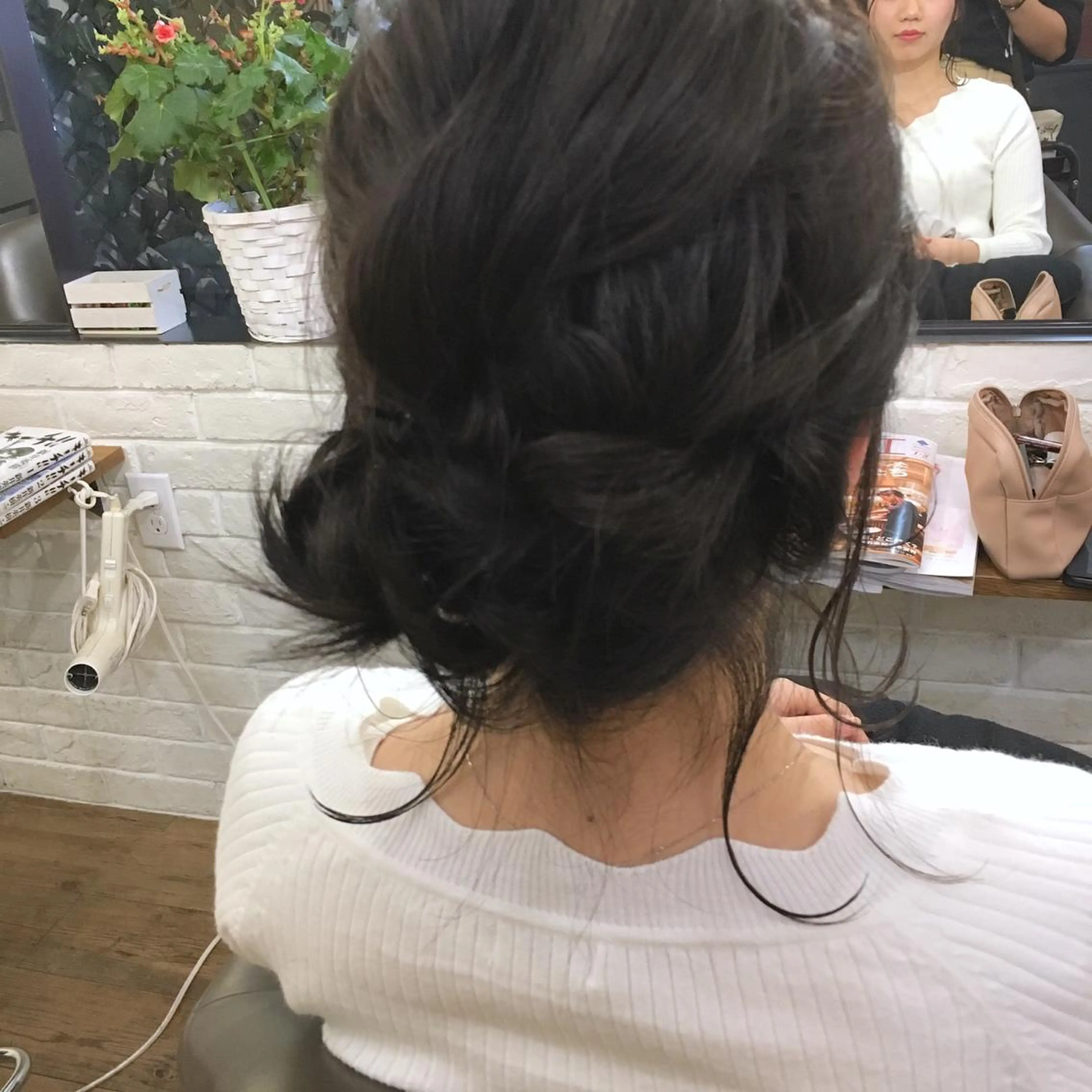 ミディアム カラー ヘアアレンジ 上川 美幸のヘアスタイル