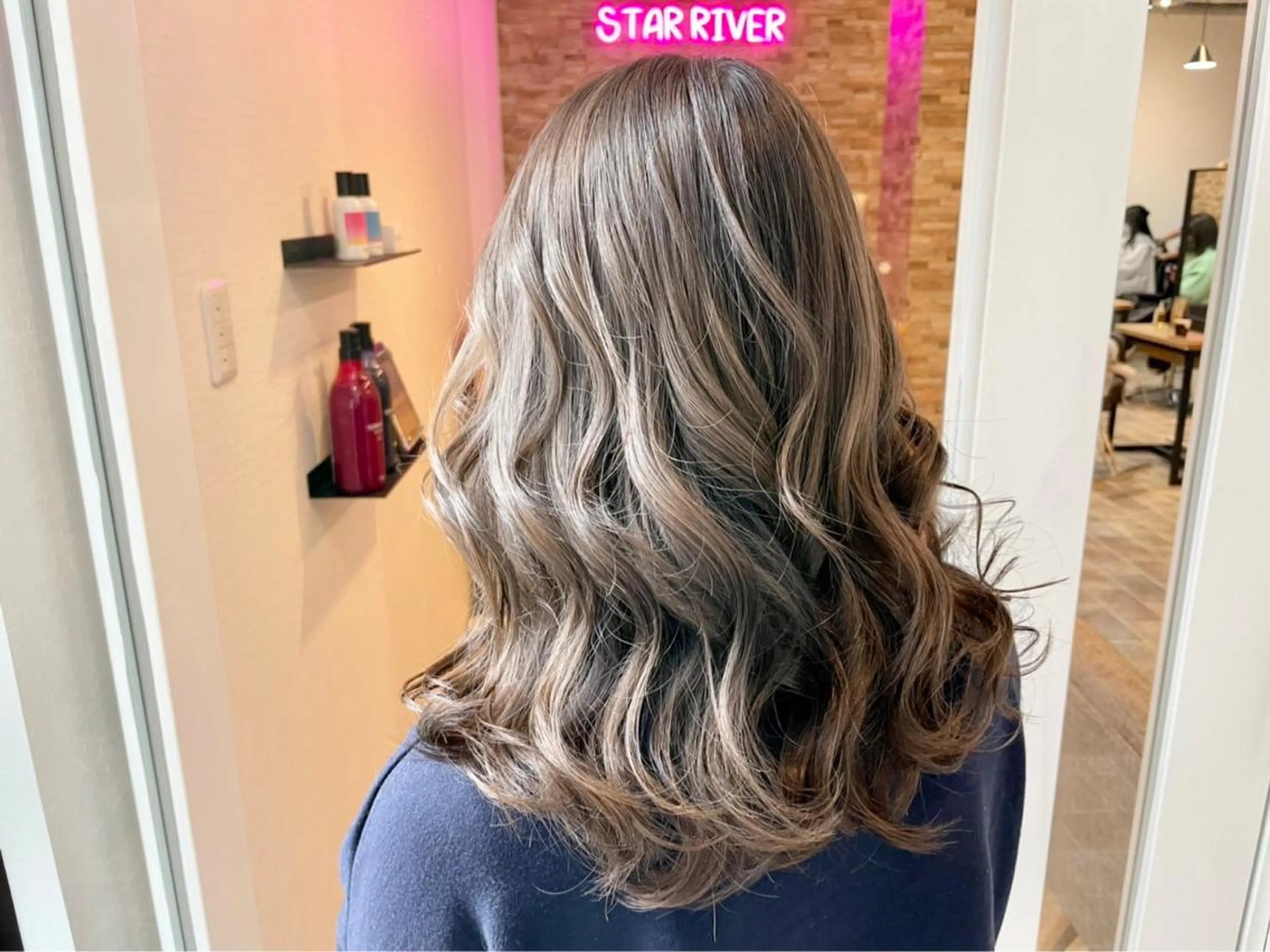 ロング カラー カラー#ブリーチ⭐️ STAR☆RIVERのヘアスタイル