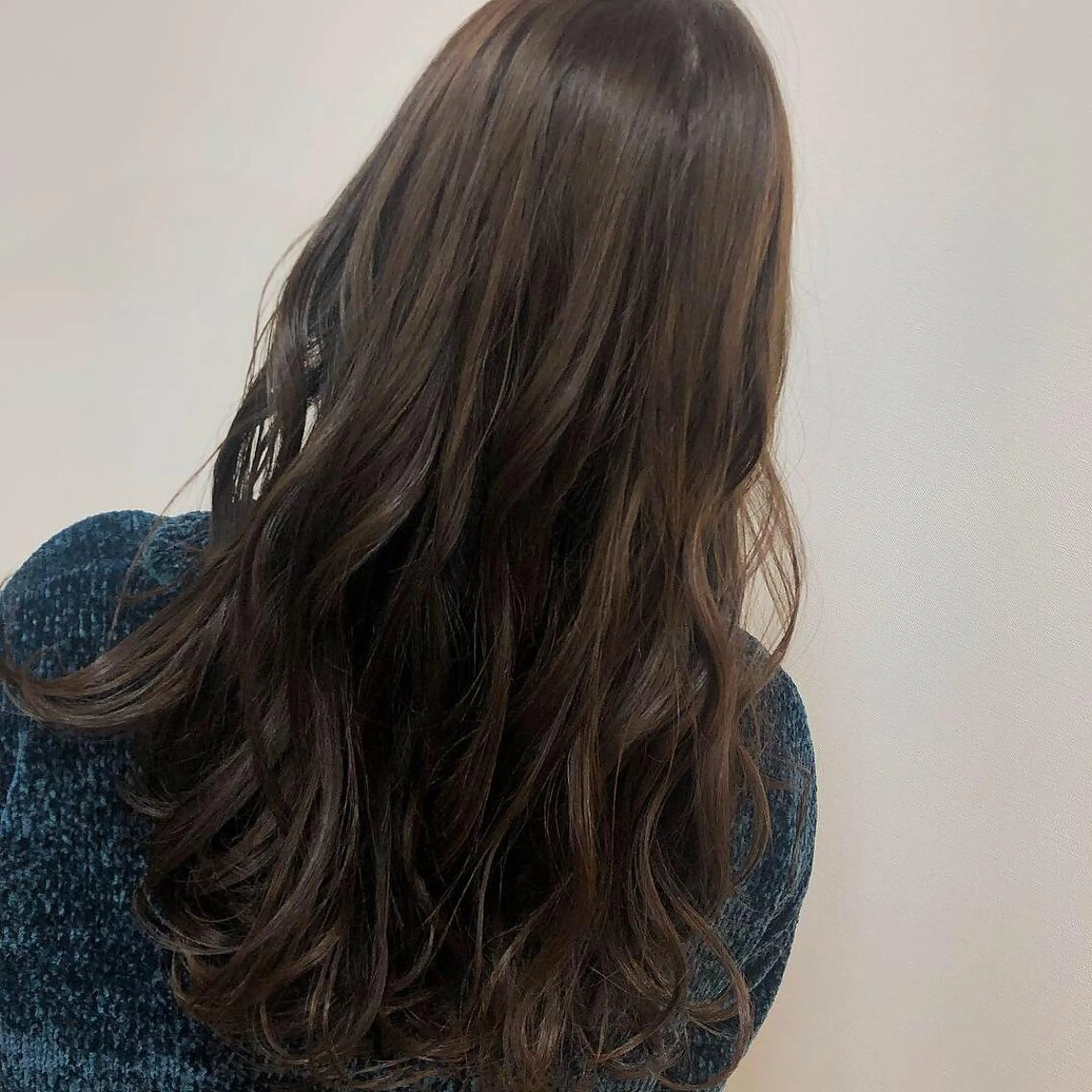 カラー アッシュ ベージュカラー HAIR&FACE 　STYLE所属・☁️Stylist Karin☁️のヘアスタイル