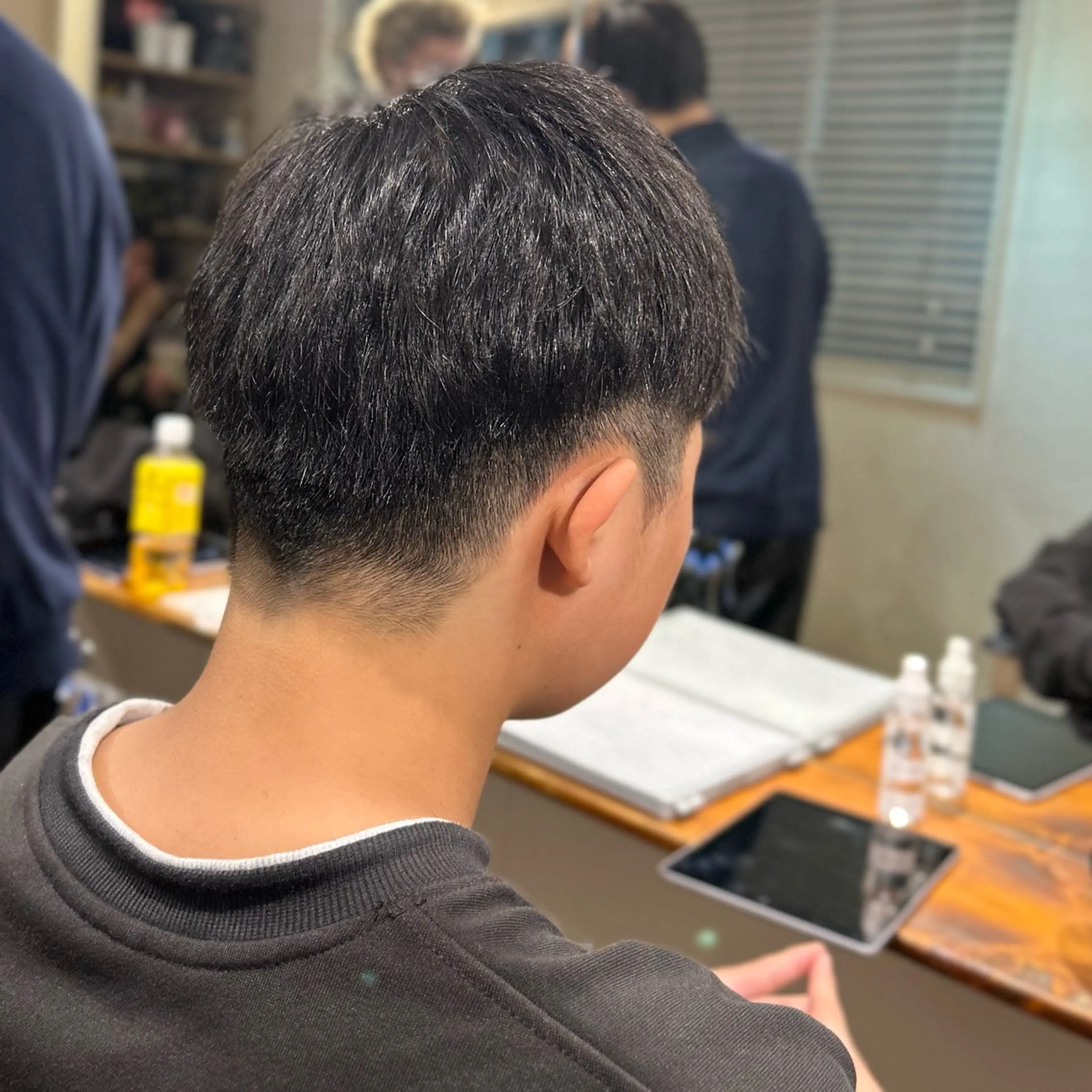メンズ カット HOLIDAYS はなのヘアスタイル
