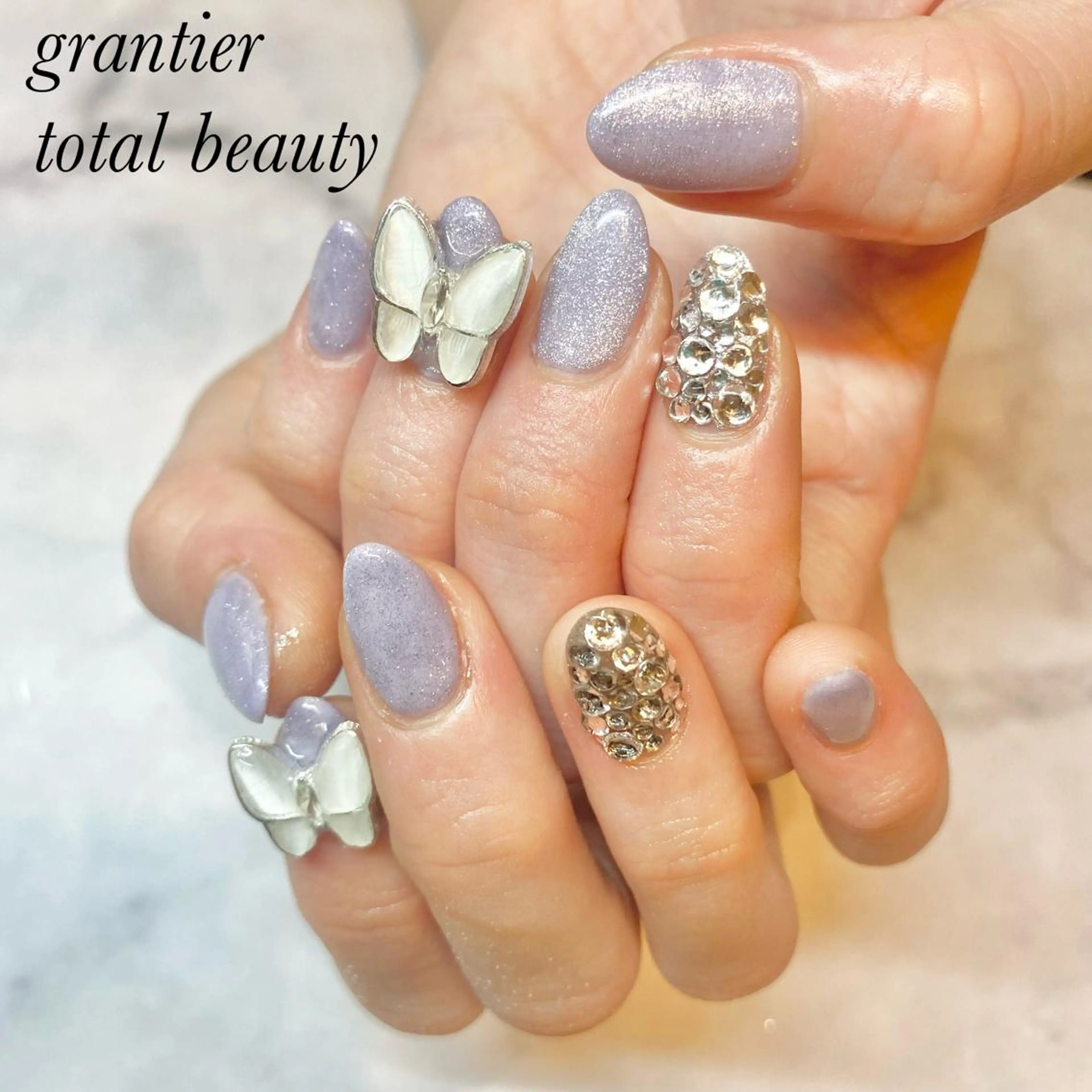 ネイル ハンドネイル フットネイル grantier beautyのネイルデザイン
