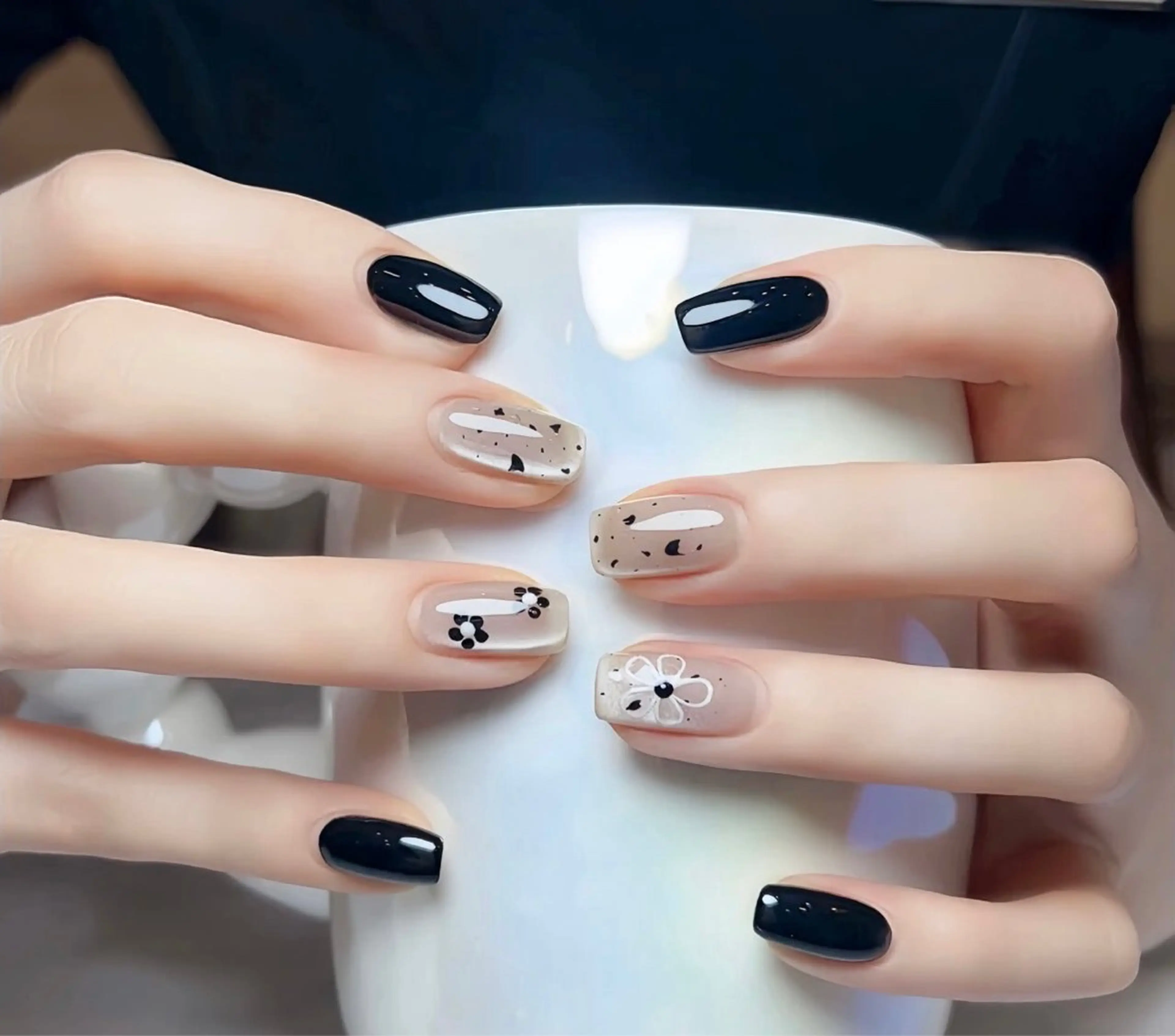 ネイル ハンドネイル INF ネイルサロンのネイルデザイン