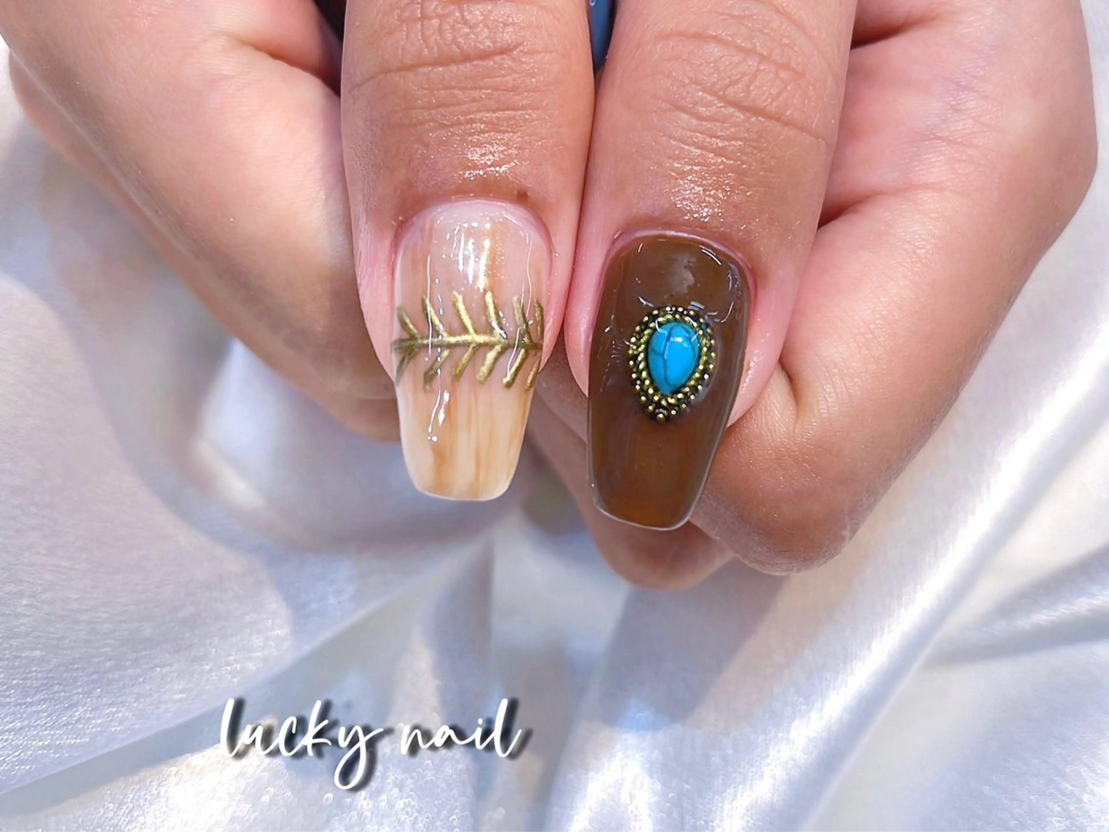 ネイル アートネイル チークネイル 長さ出し ジェルネイル マグネットネイル Lucky nail  小林和希のネイルデザイン