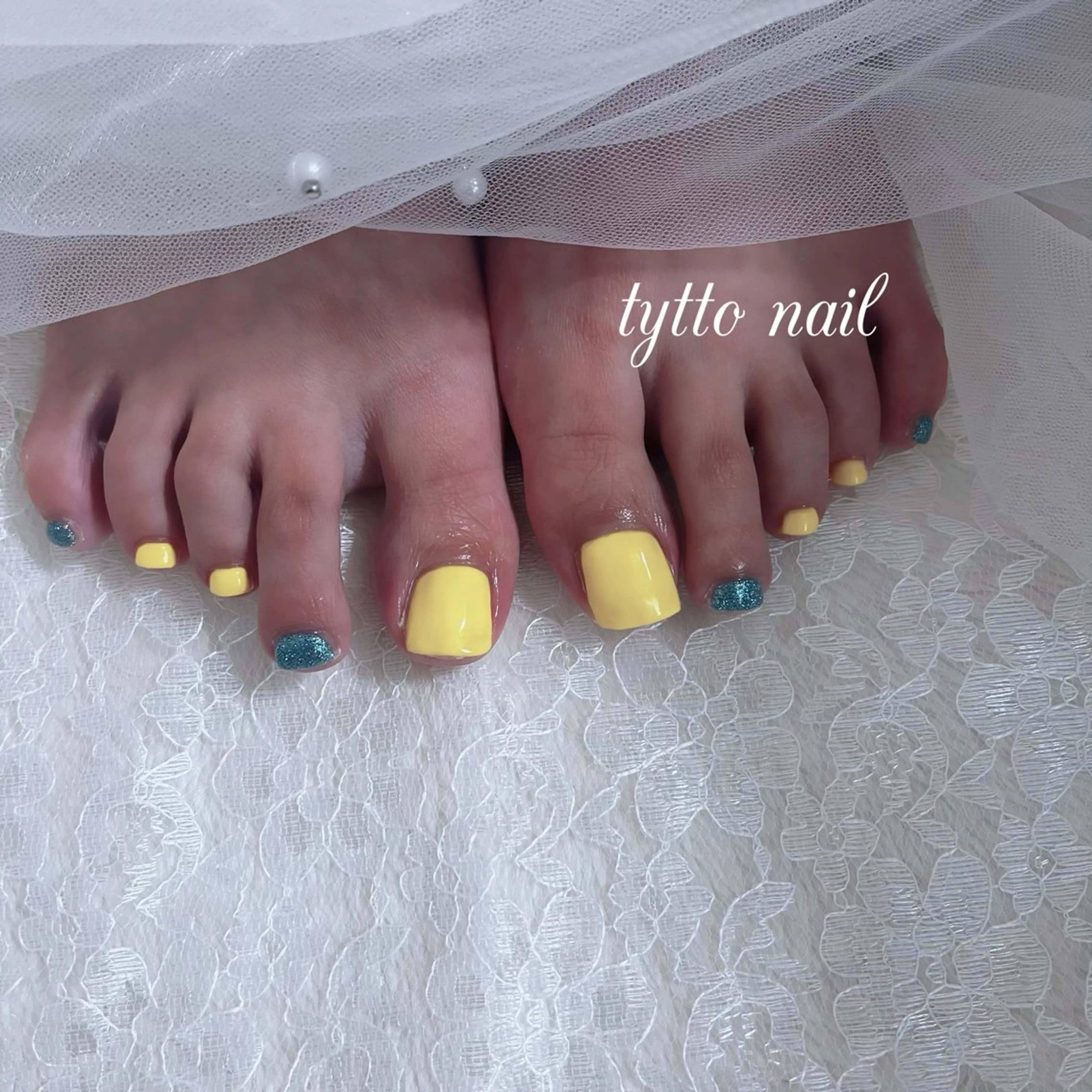 ネイル アートネイル ブルー フットネイル キラキラネイル オフィスネイル フットネイル tytto nail ❤︎‪‪eri‪‪のネイルデザイン