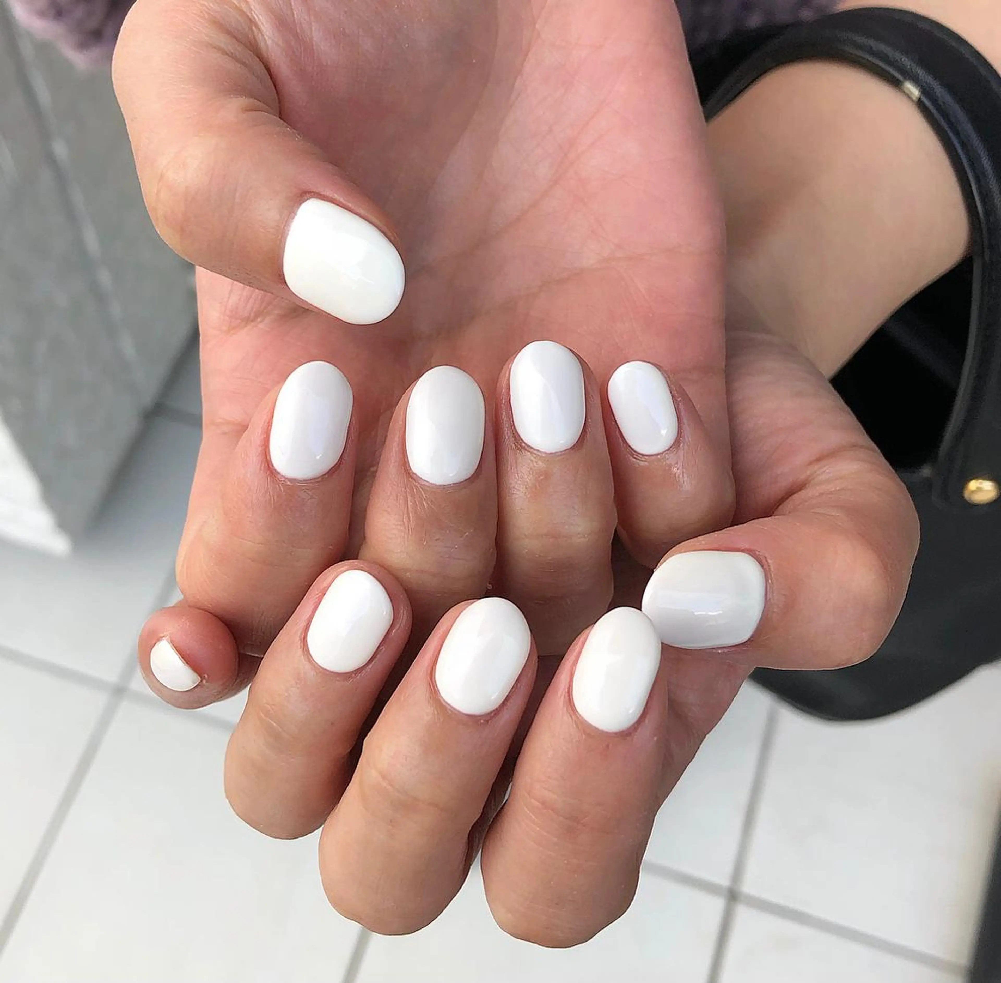 ネイル ハンドネイル émus nail Mamiのネイルデザイン