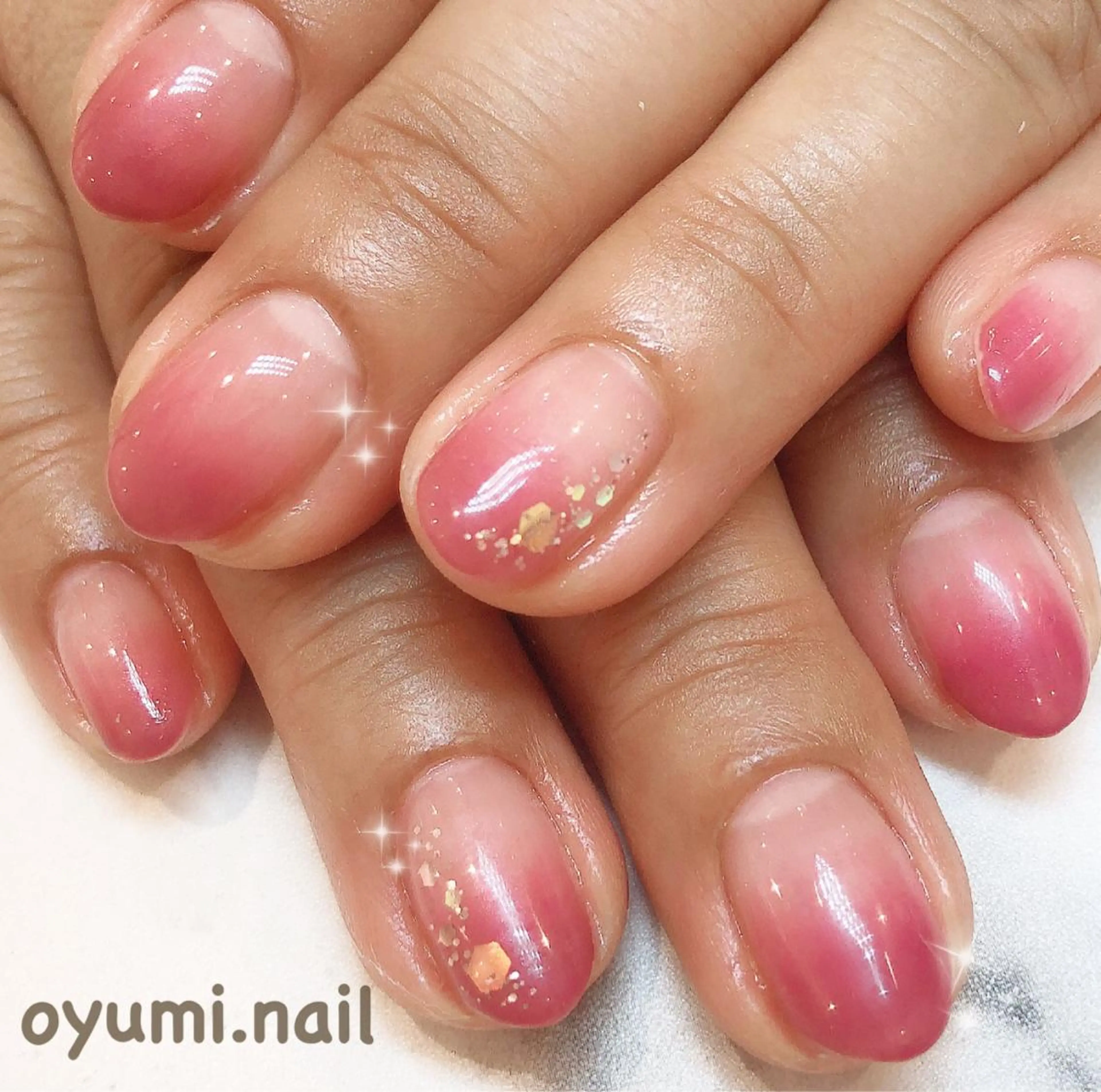 ネイル ジェルネイル グラデーション パラジェル ハンドネイル ハンドケア takanashi yumiのネイルデザイン