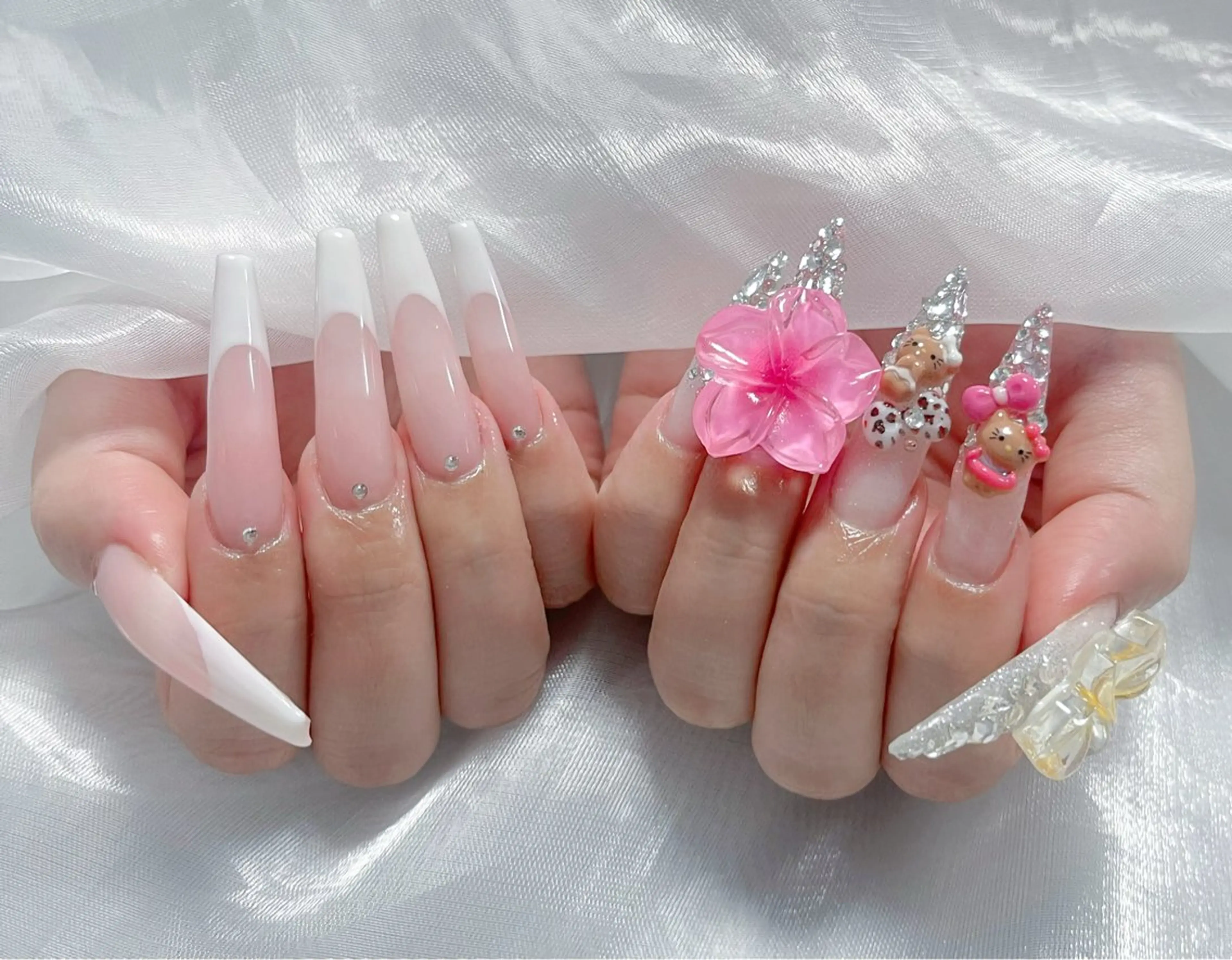 ネイル オーロラネイル クリアネイル フラッシュネイル ジェルネイル グラデーション ハンドネイル Amee Nailsalon所属・Amee Nailsalonのネイルデザイン