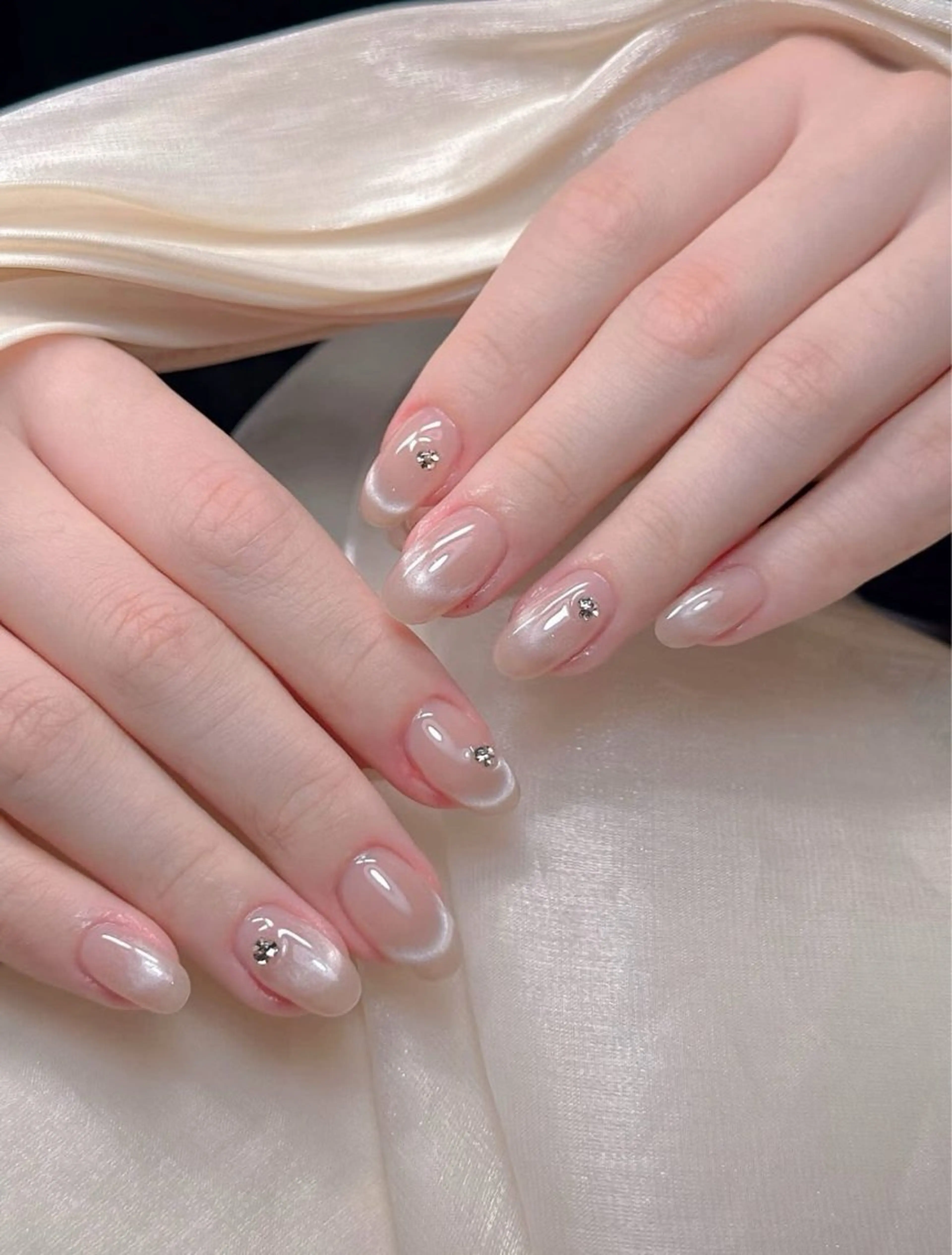 ネイル ハンドネイル T. Leeのネイルデザイン