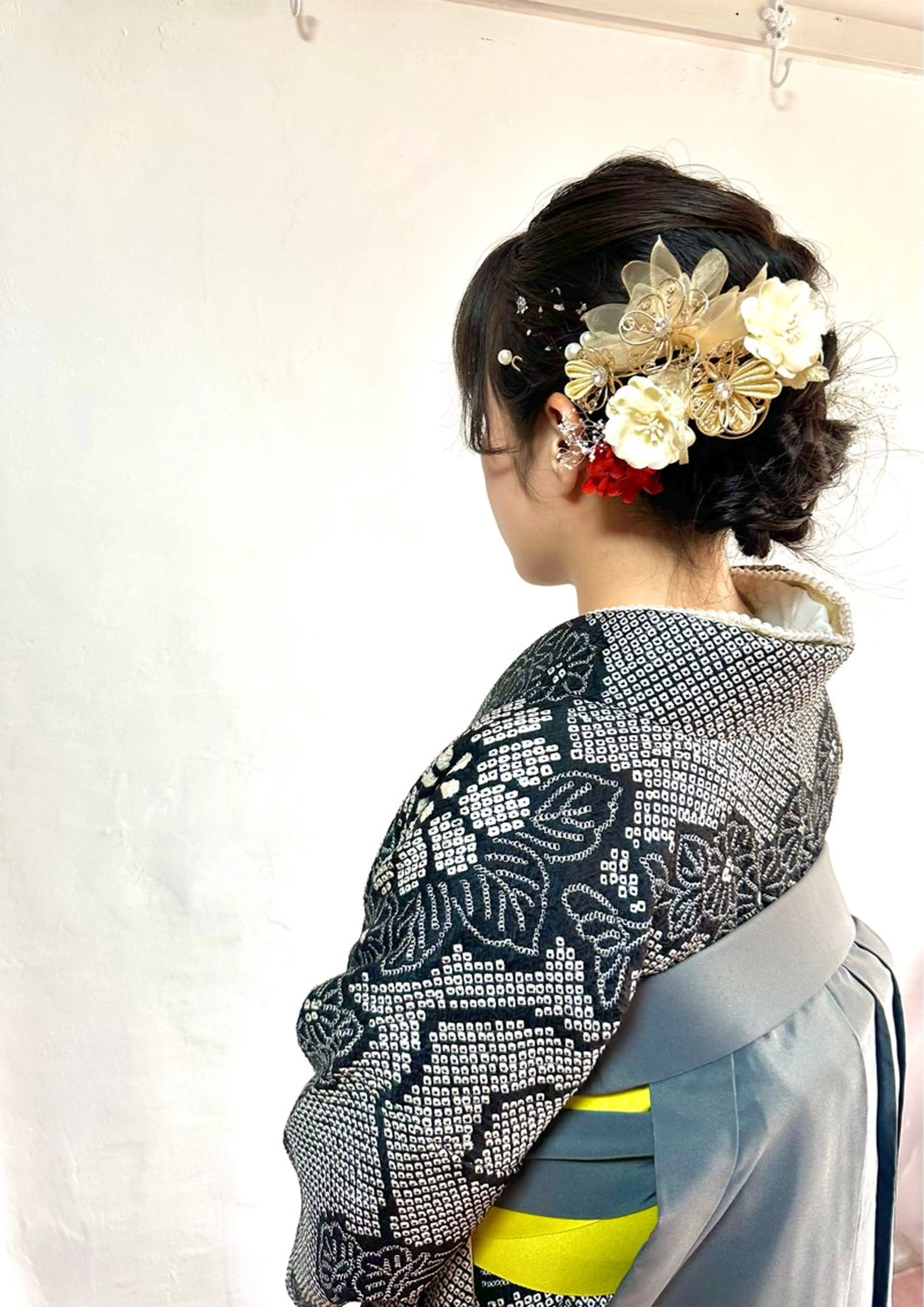 ロング カラー ヘアアレンジ 成人式 卒業式のヘアスタイル ヘアセット AIM所属・髪質改善✧︎エステ 💎AIM【アイム】のヘアスタイル