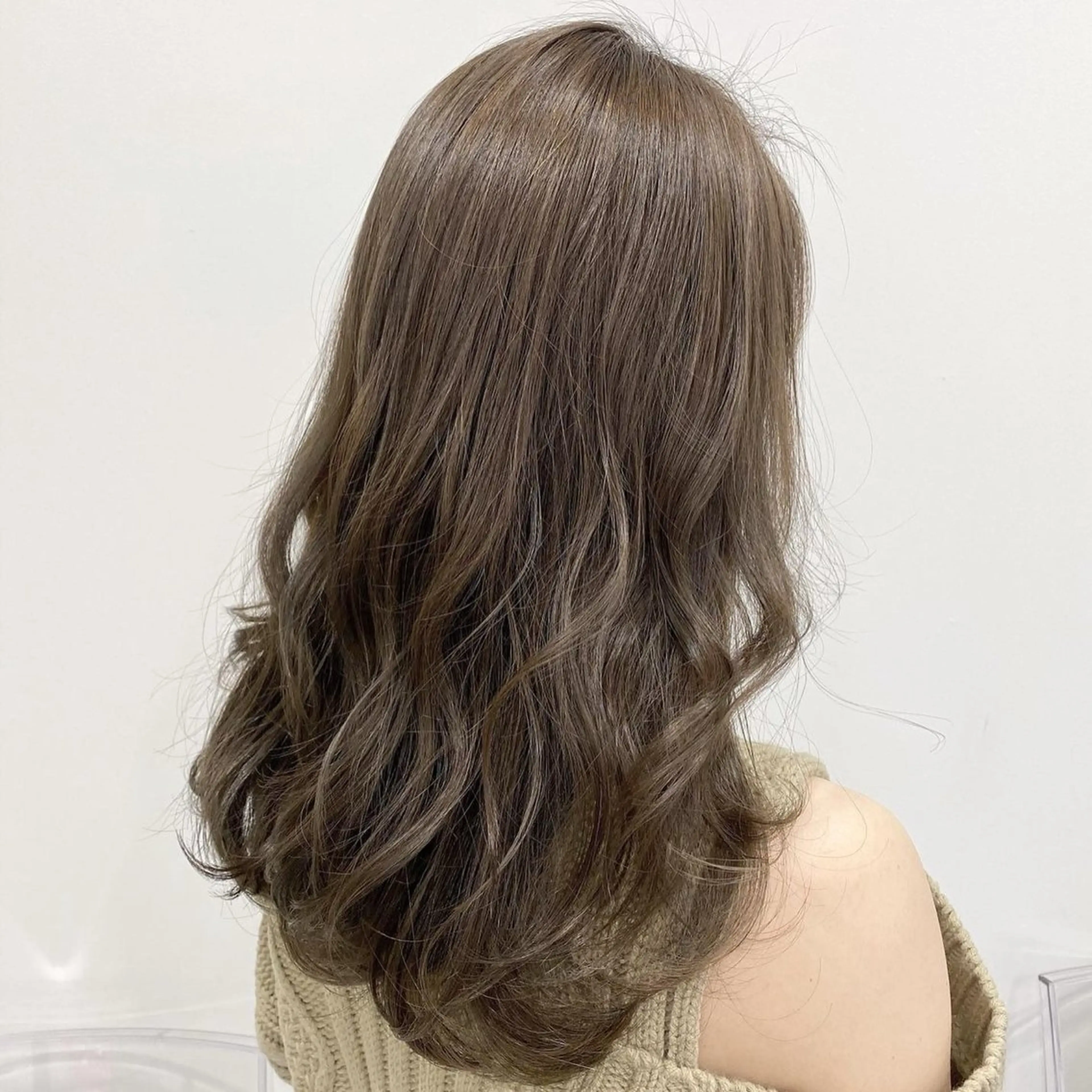 カラー ベージュカラー ヘーゼル 恵比寿🌱カナヤマ タイチのヘアスタイル