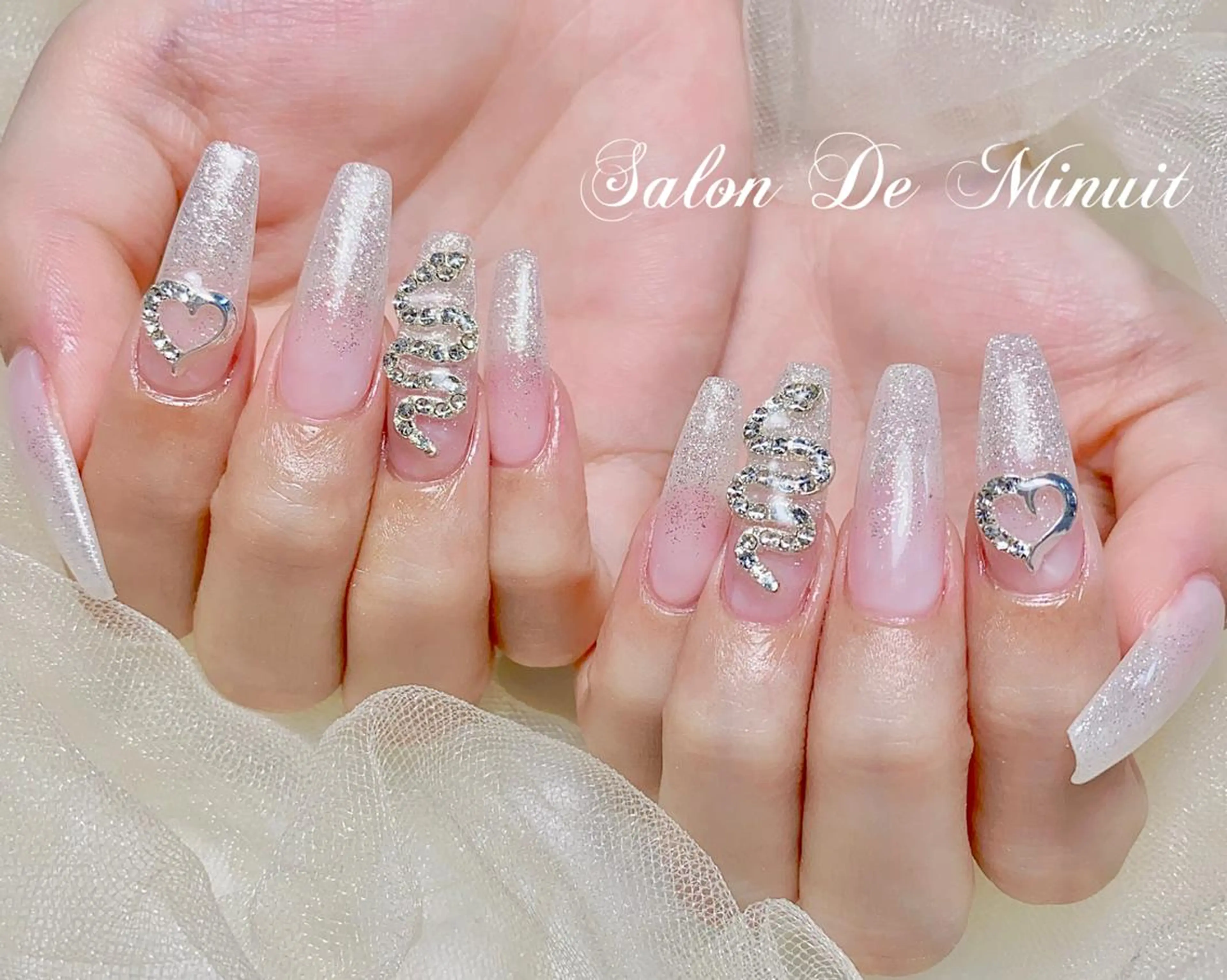 ネイル ハンドネイル ハンドケア Salon de Minuit🦩のネイルデザイン