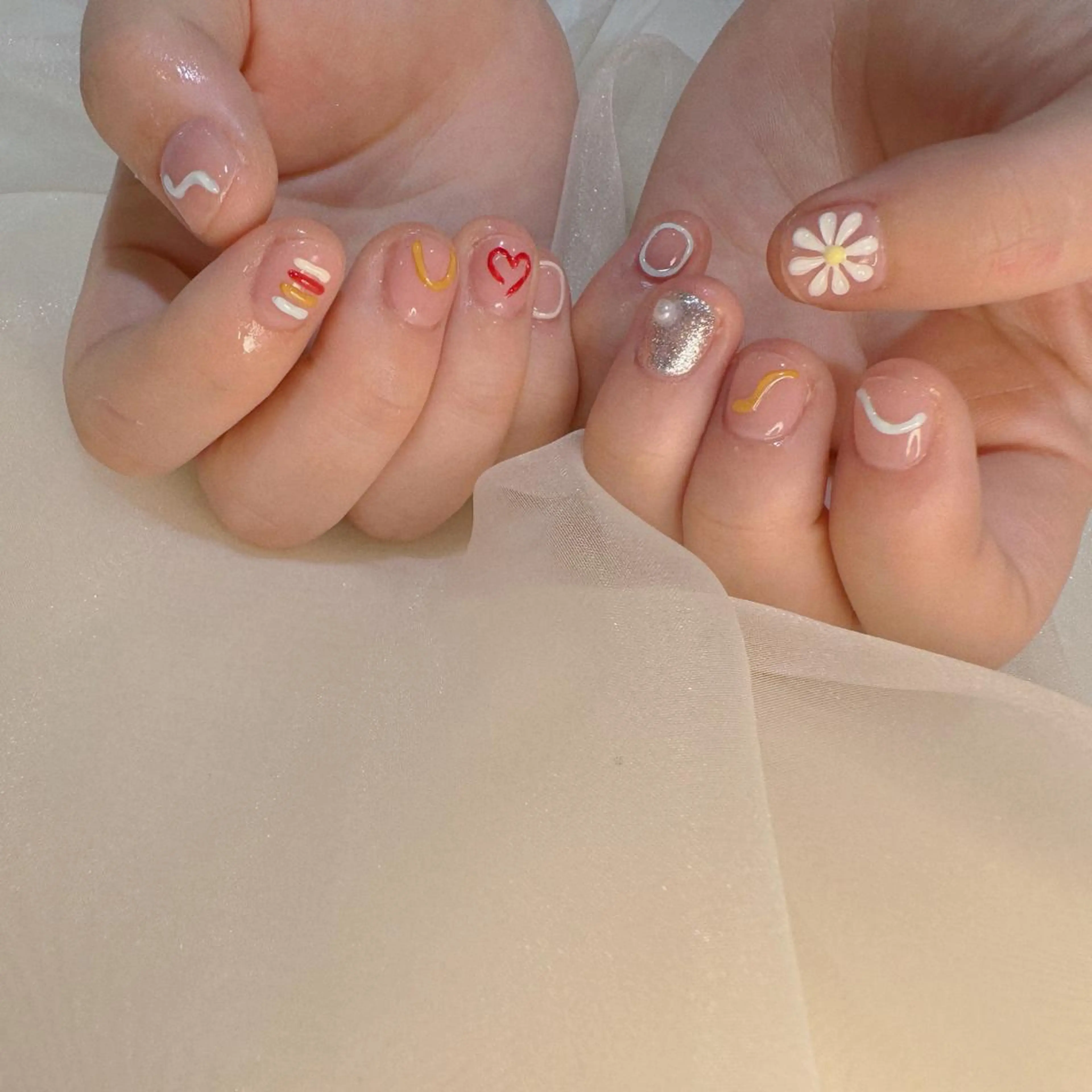 ネイル ハンドネイル ℝ𝕌𝕂𝔸 ✿のネイルデザイン