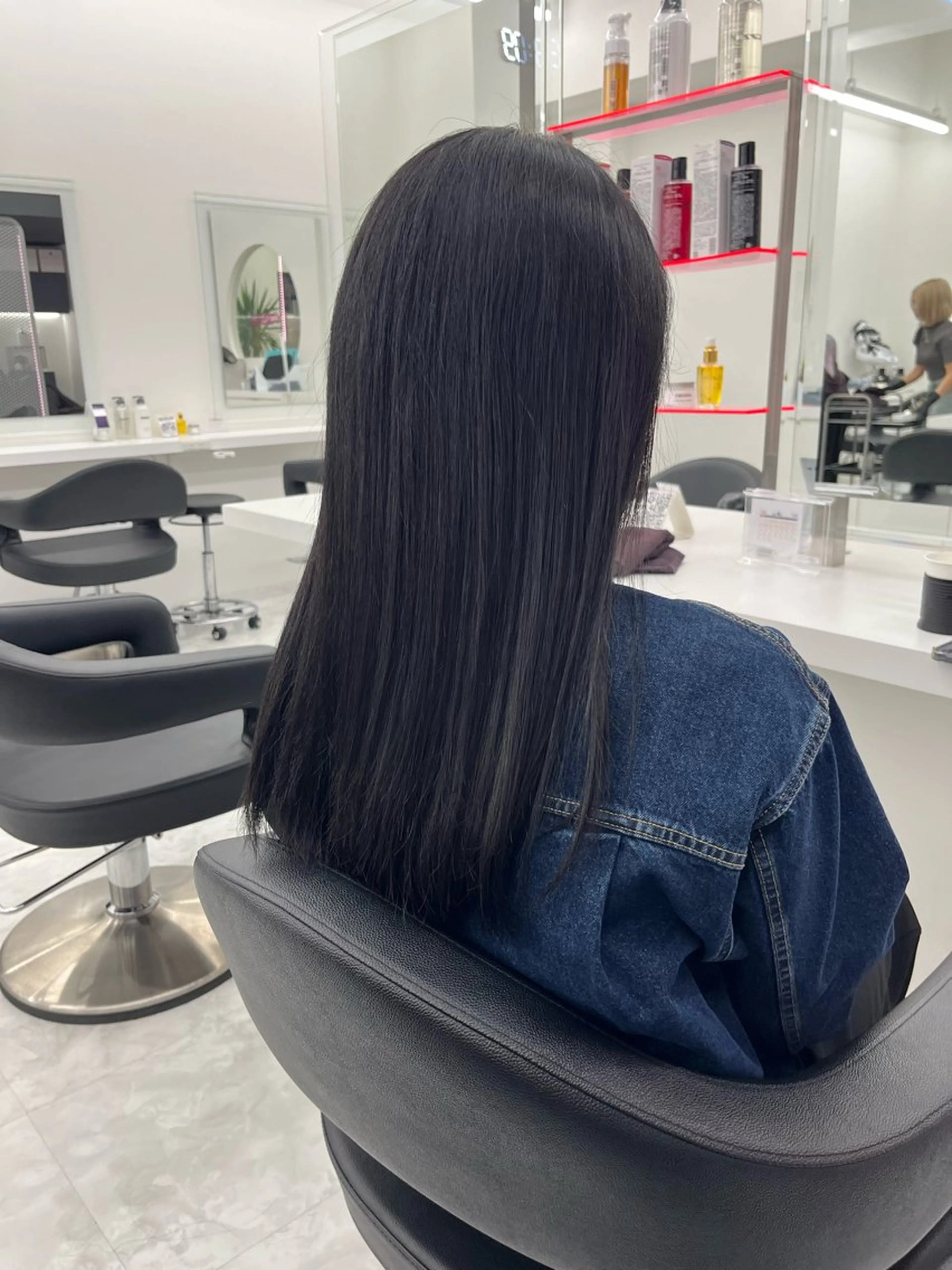 ロング カラー ダークグレー ダークグレージュ グレージュ ヘアカラー トリートメント 💖トレンド夏 カラー💖FUTAのヘアスタイル