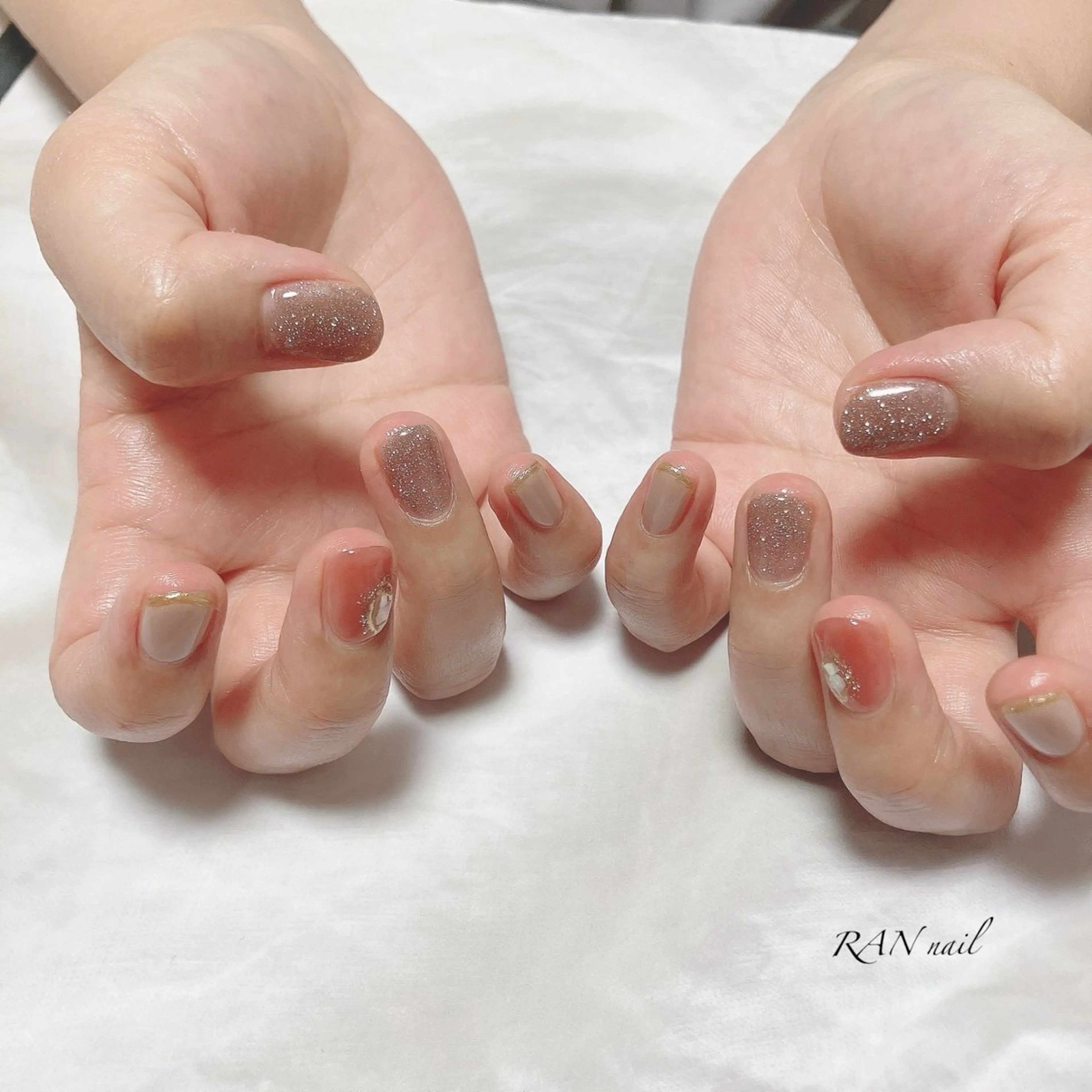 ネイル フラッシュネイル ジェルネイル マグネットネイル パラジェル シンプルネイル ハンドネイル フットネイル RAN nail 〜ランネイル〜所属・RAN nailのネイルデザイン